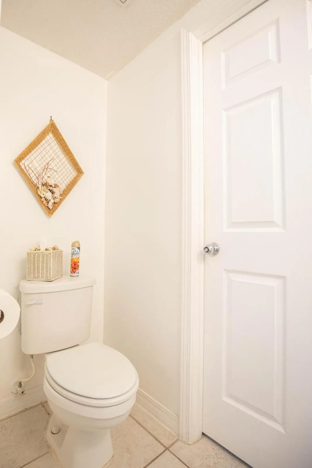 Toilet in Keeler Island Princess 508