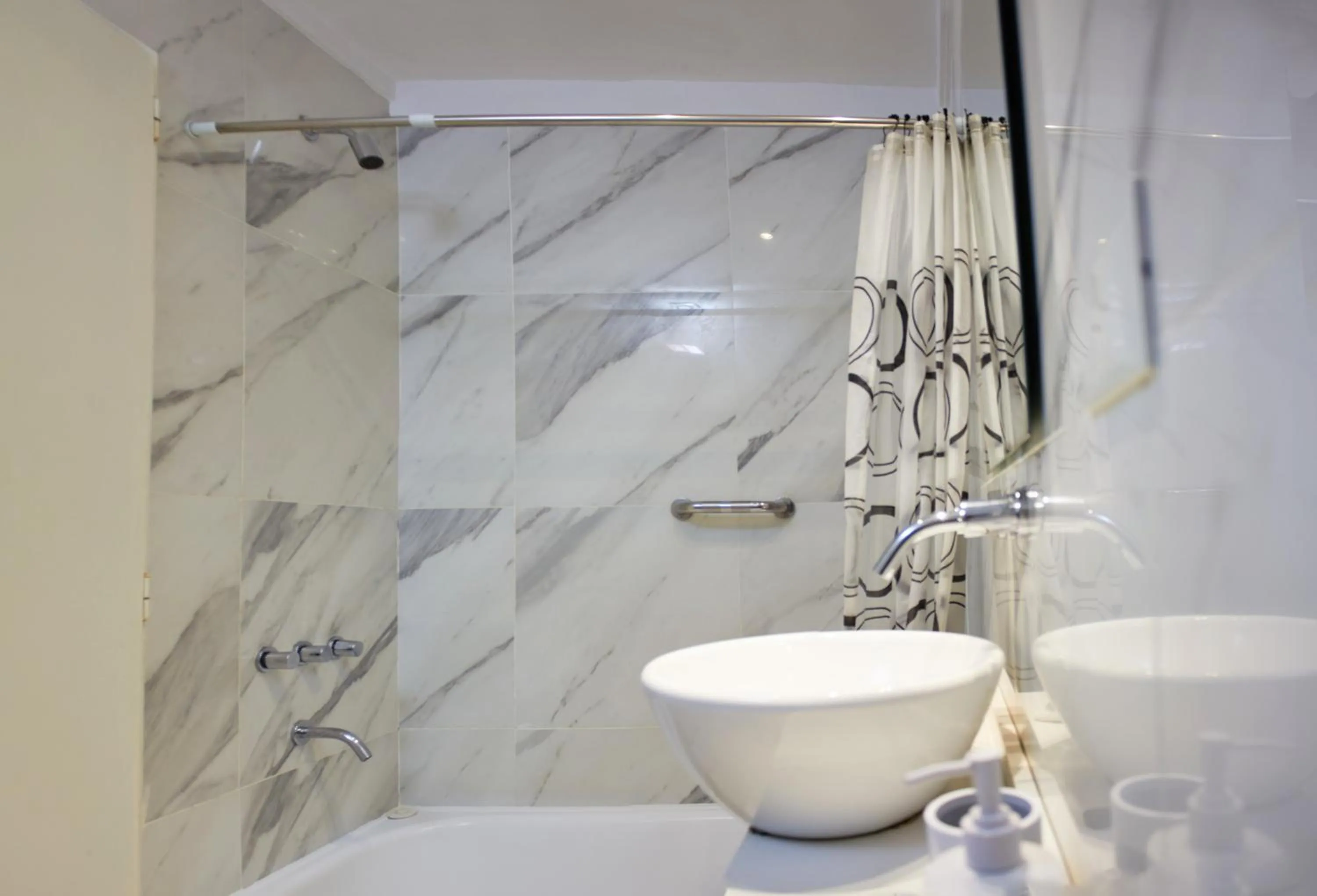 Bathroom in Monroe Suites