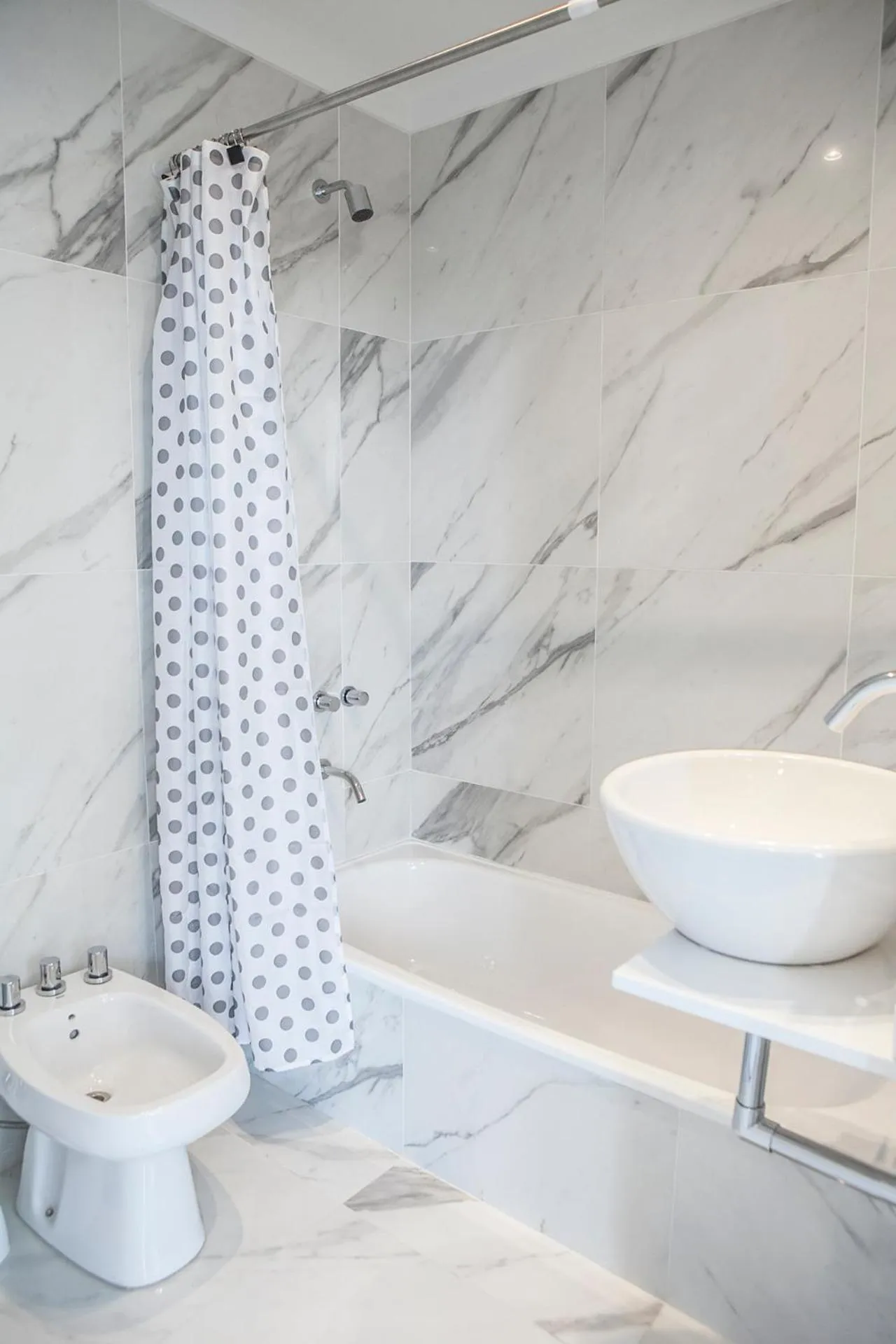 Bathroom in Monroe Suites