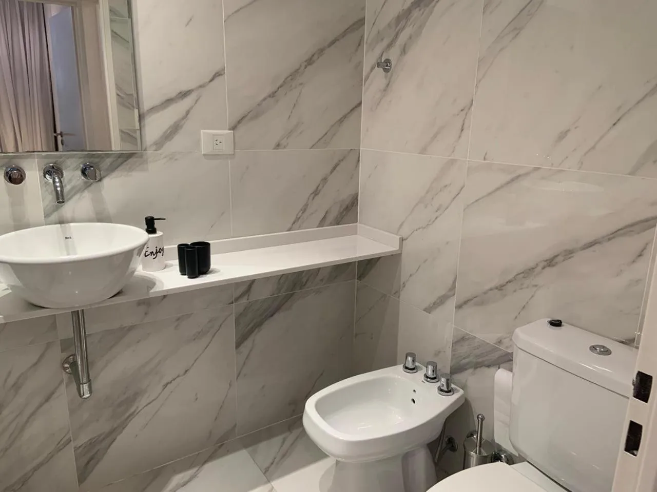 Bathroom in Monroe Suites