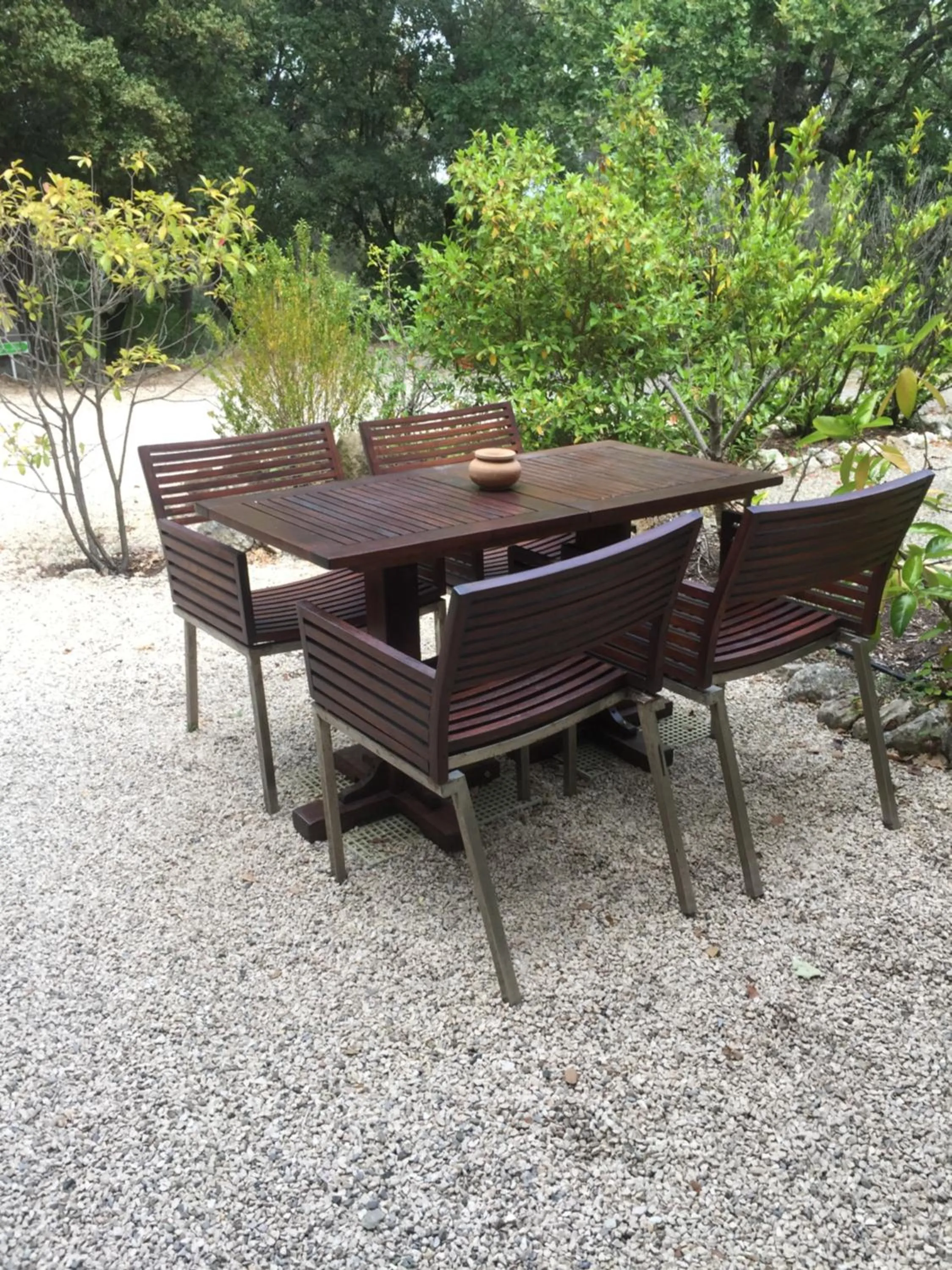 Photo of the whole room in Le Mas des Chênes