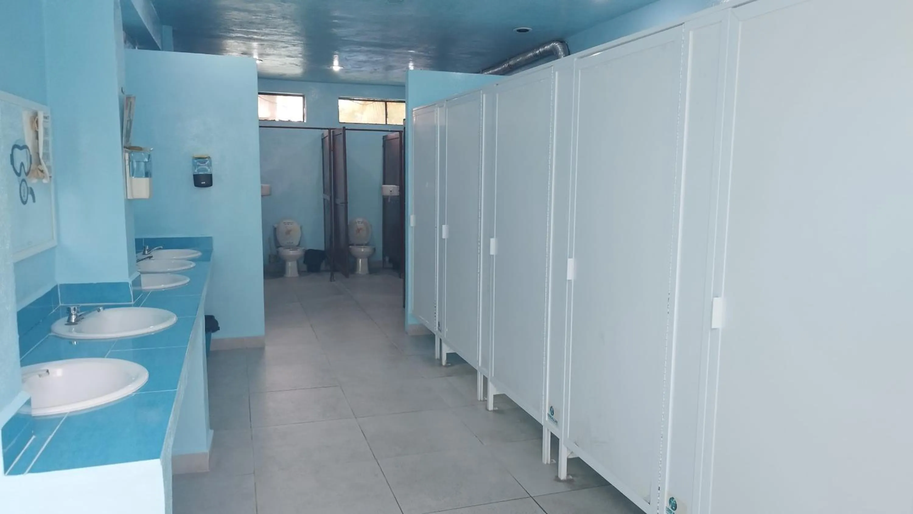 Bathroom in Blue Magic Hostel