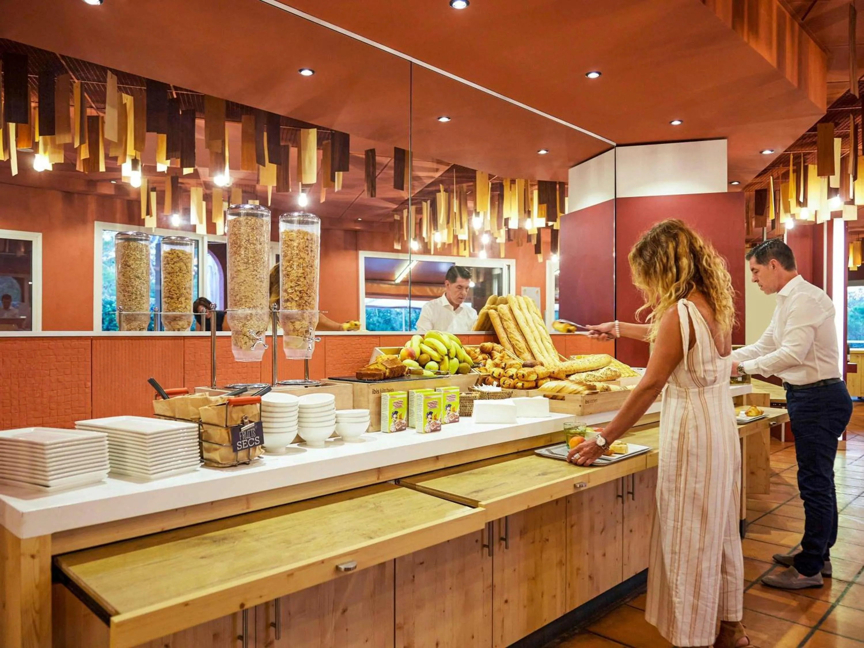 Restaurant/places to eat in ibis Thalassa Hyeres Plage