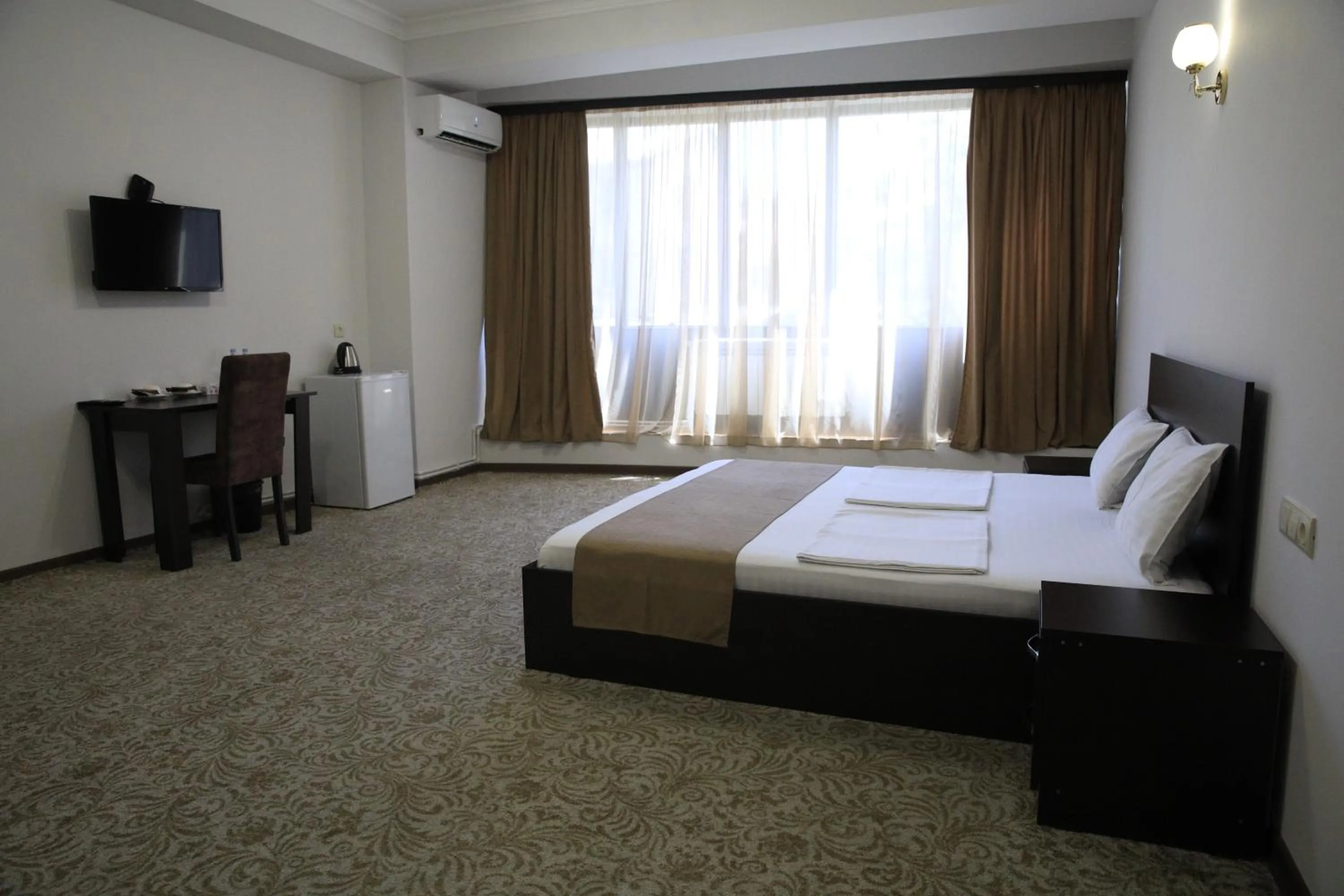 Bed in Yerevan Centre Hotel