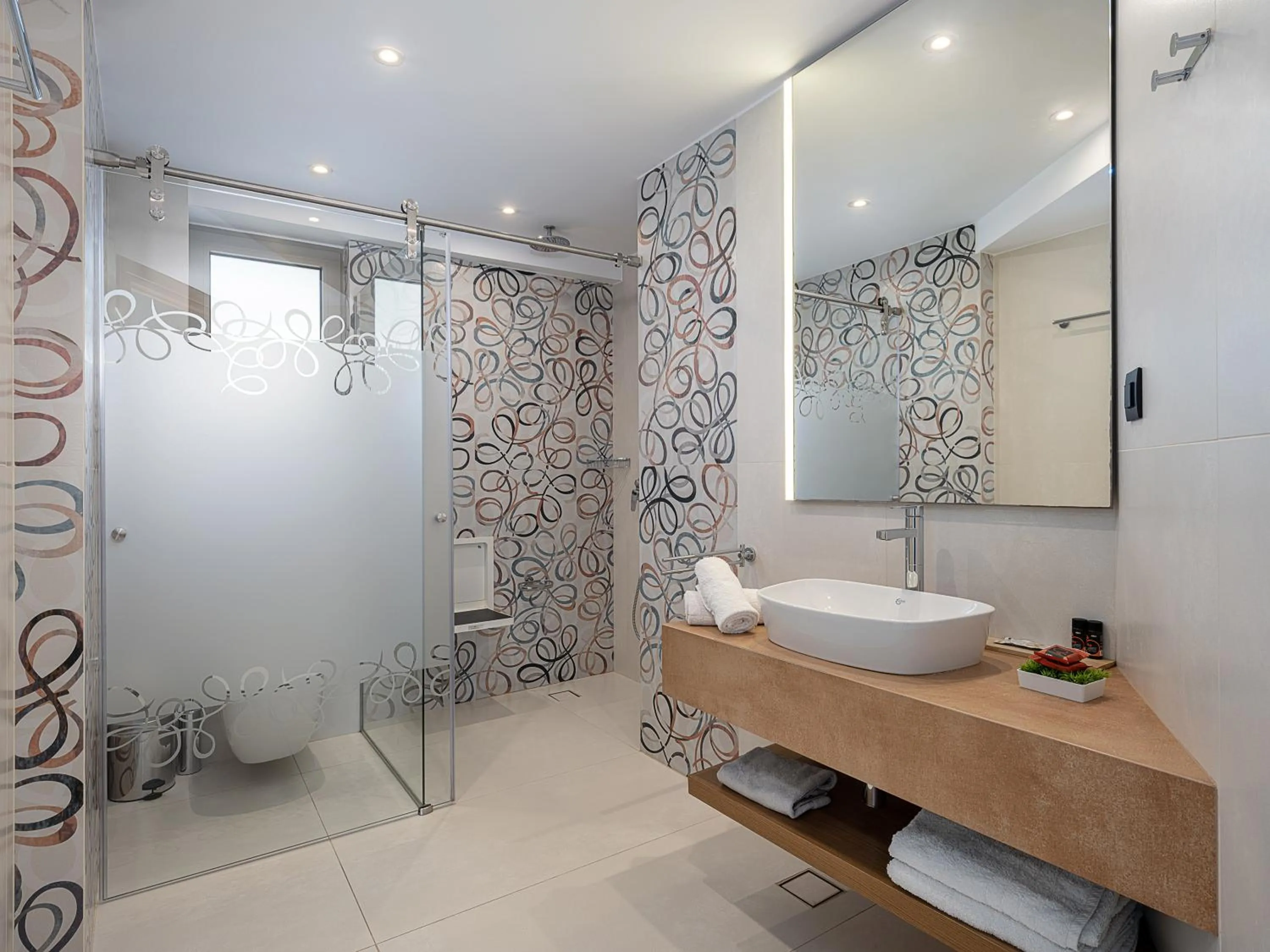 Shower in M City Hotel