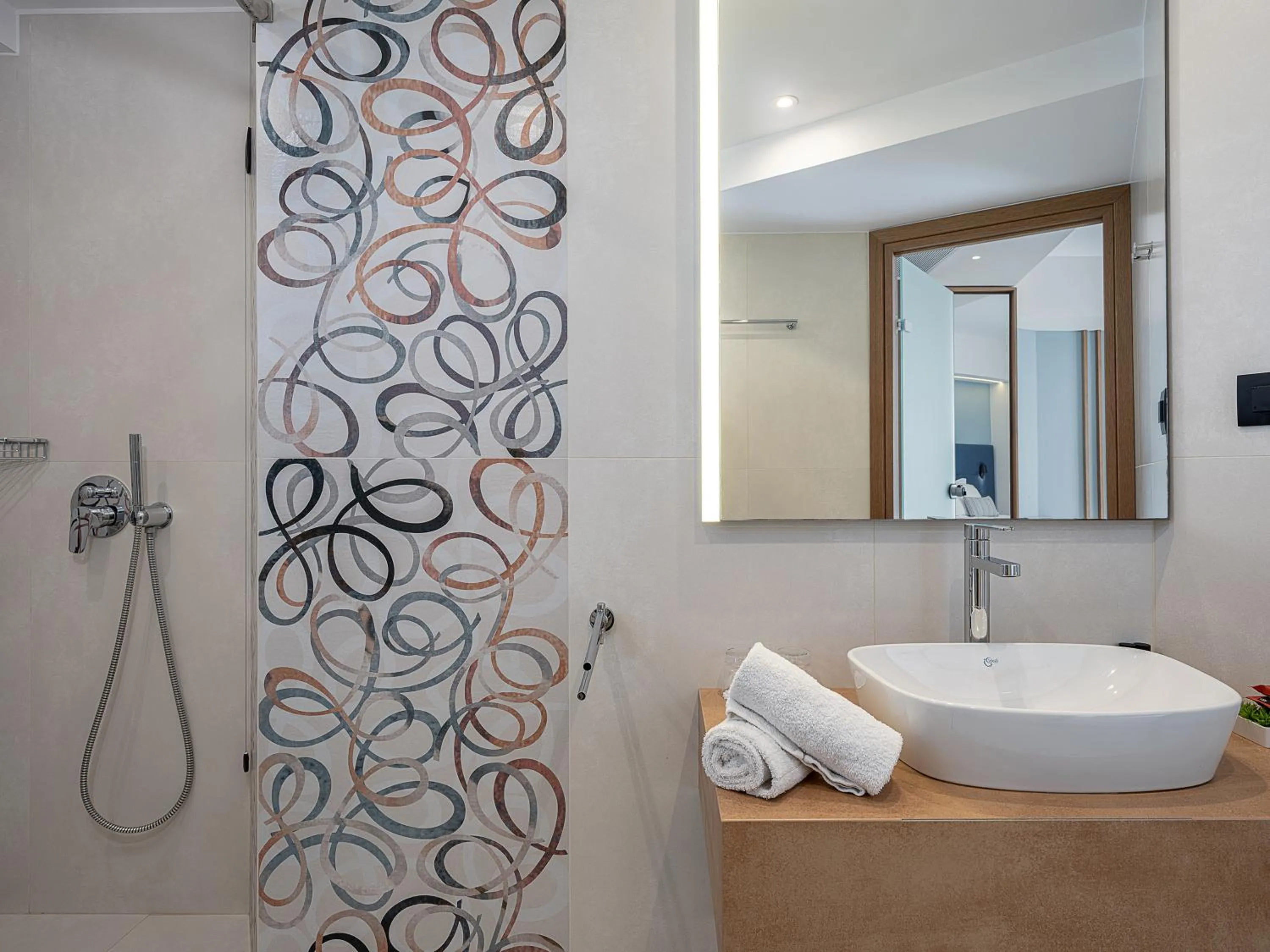 Shower in M City Hotel