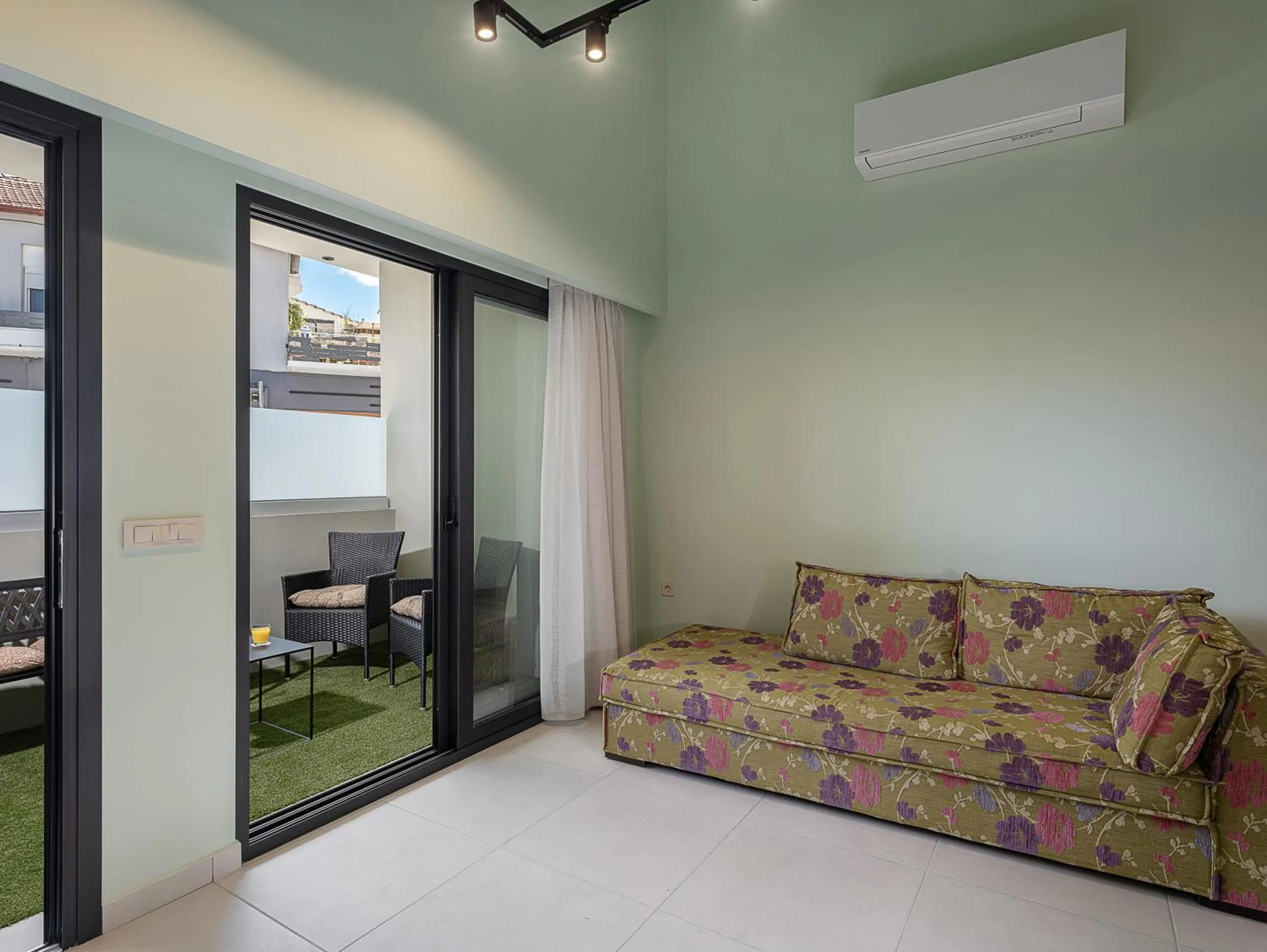 View (from property/room), Bed in M City Hotel