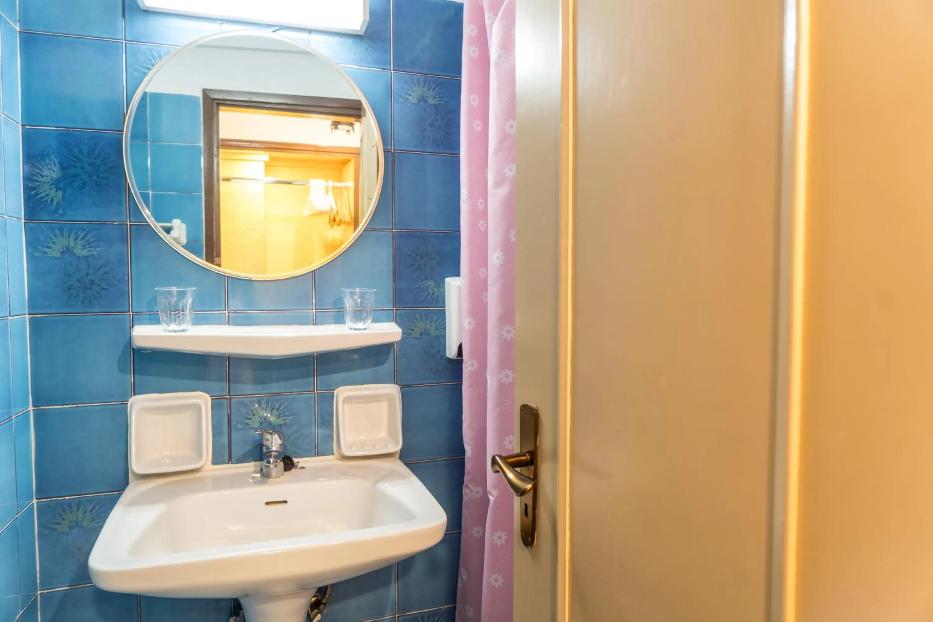 Bathroom in Hotel Malia Holidays