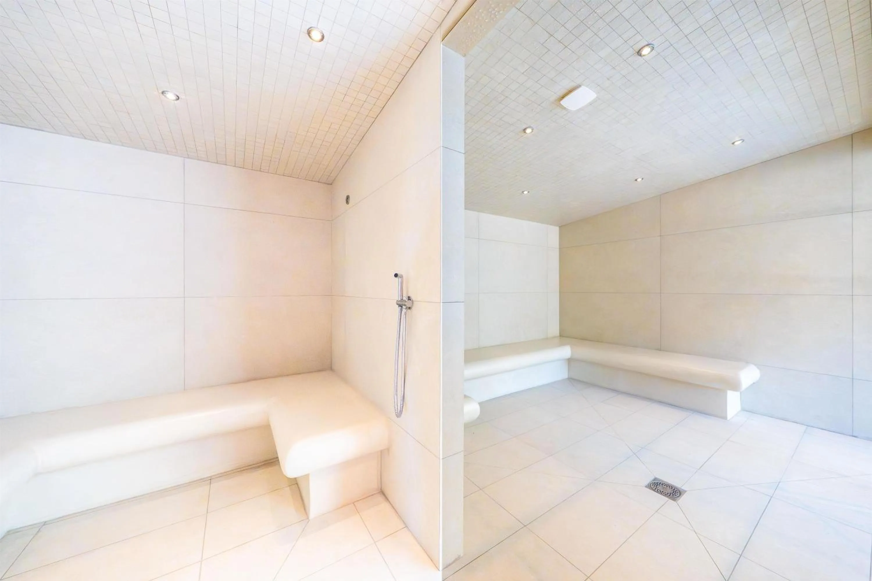 Spa and wellness centre/facilities in Best Western Premier Clos Syrah Hotel & Spa