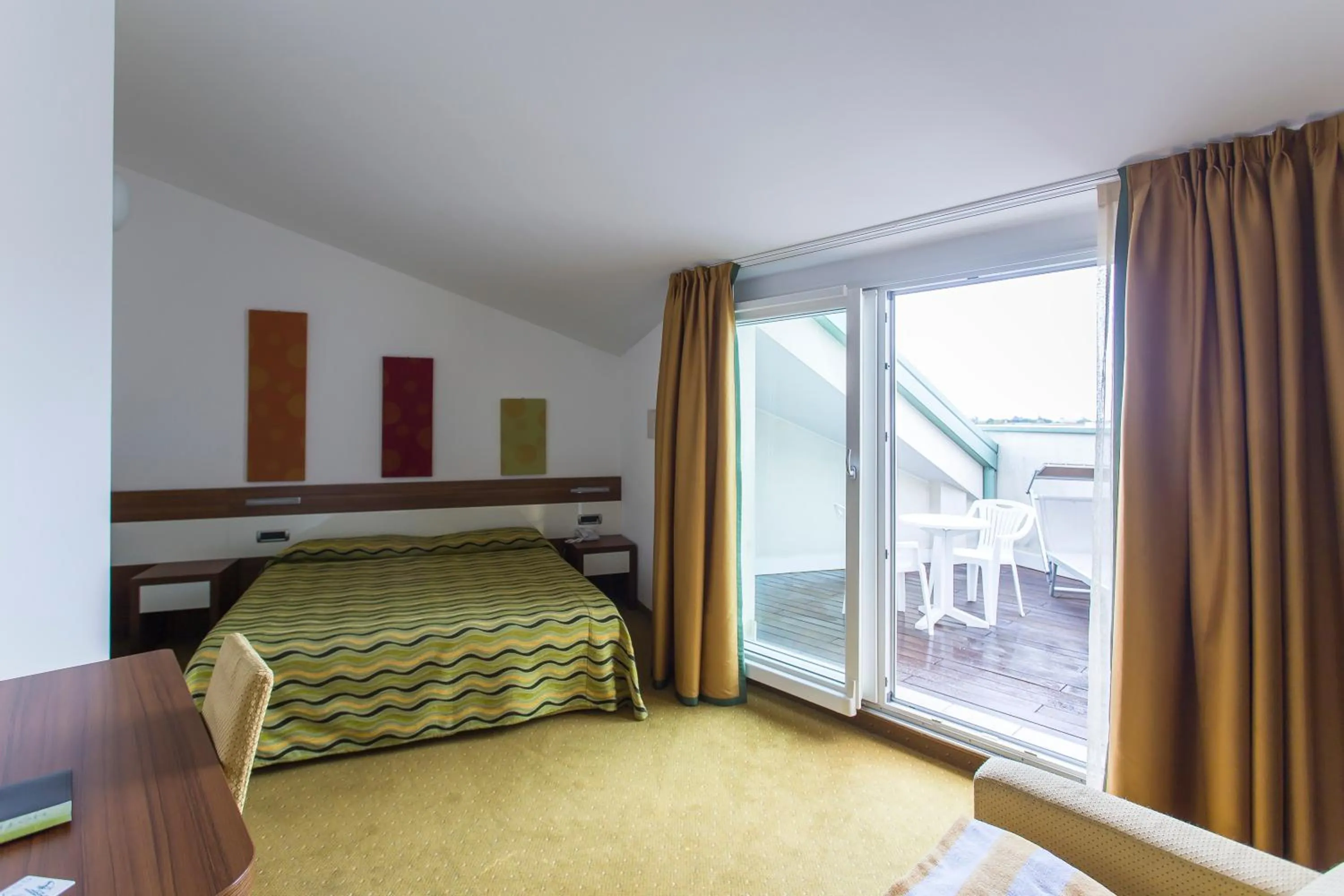 Bed in Hotel Maregolf