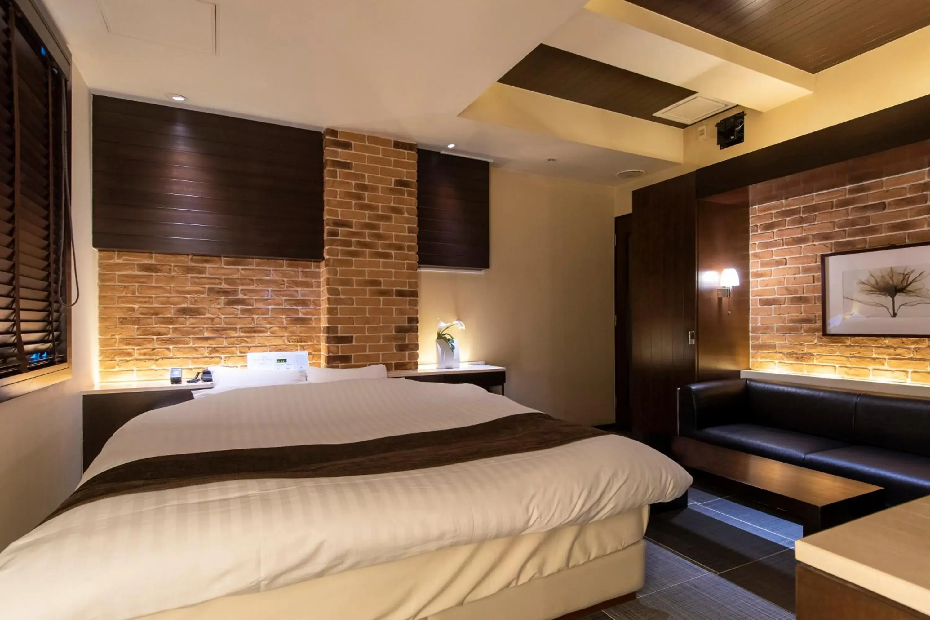 Standard Double Room - single occupancy in HOTEL APERTO (Adult Only) Standard Double Room - single occupancy in HOTEL APERTO (Adult Only)