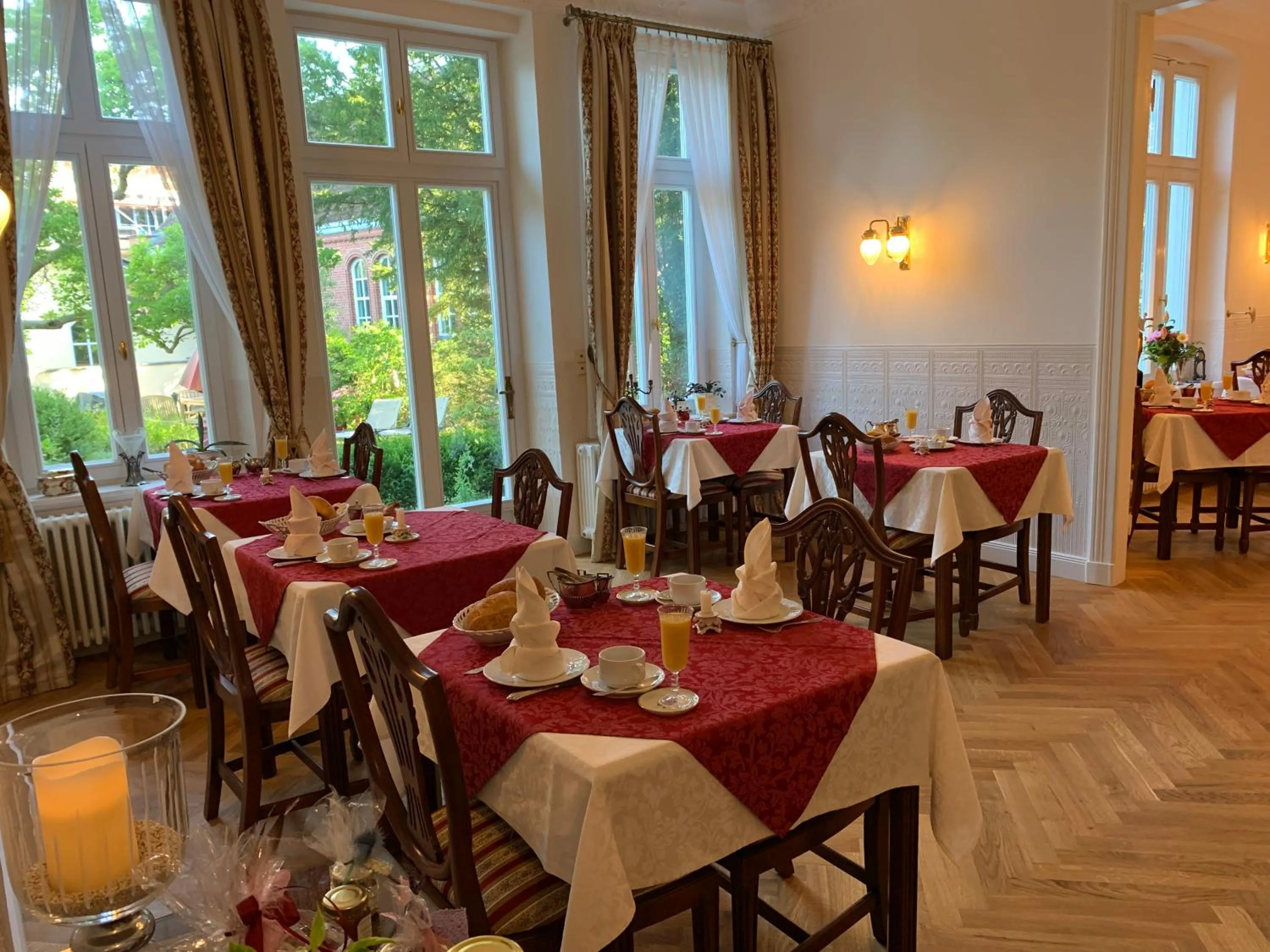 Food and drinks in Hotel Seeufer