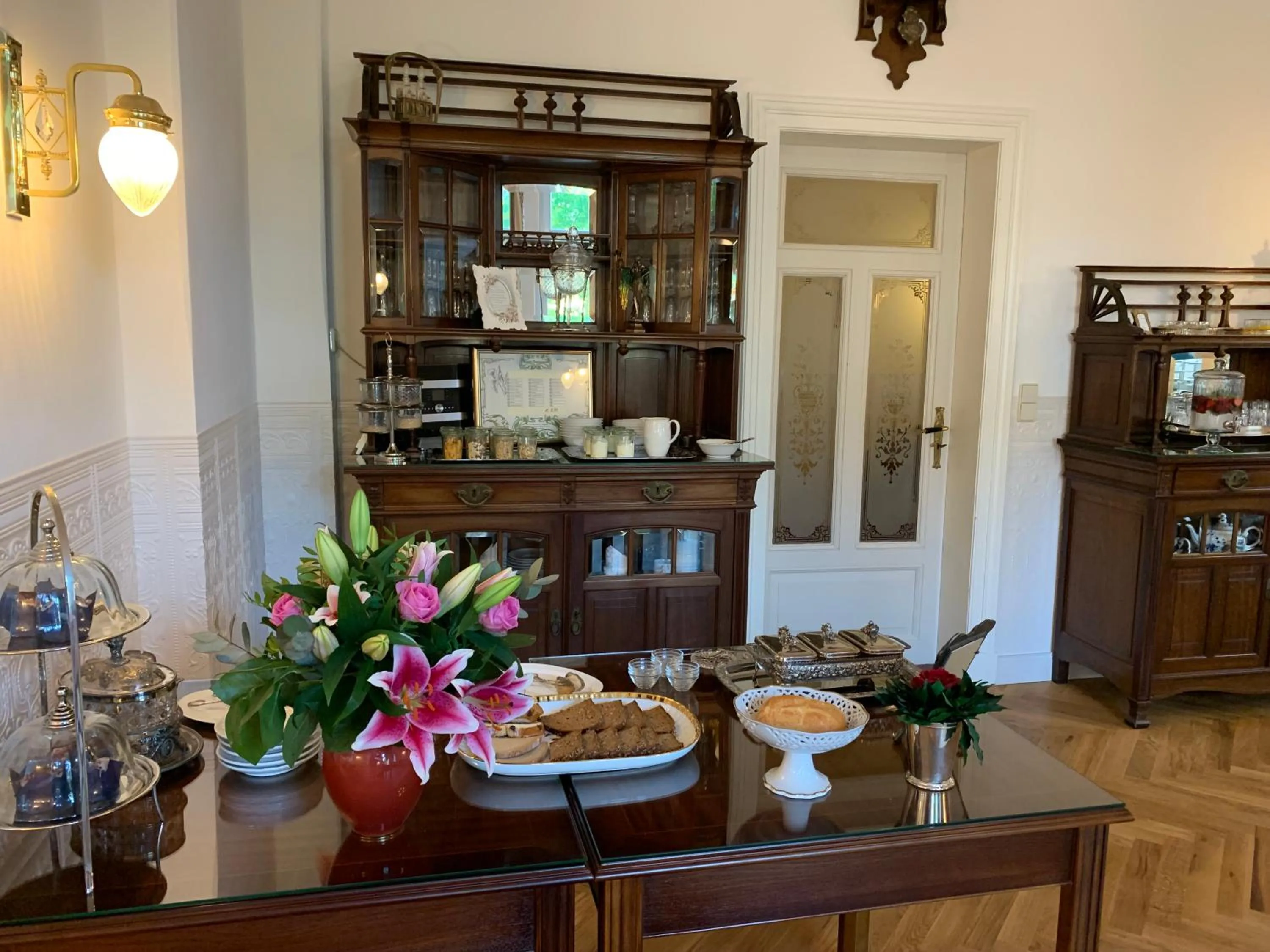 Food and drinks in Hotel Seeufer