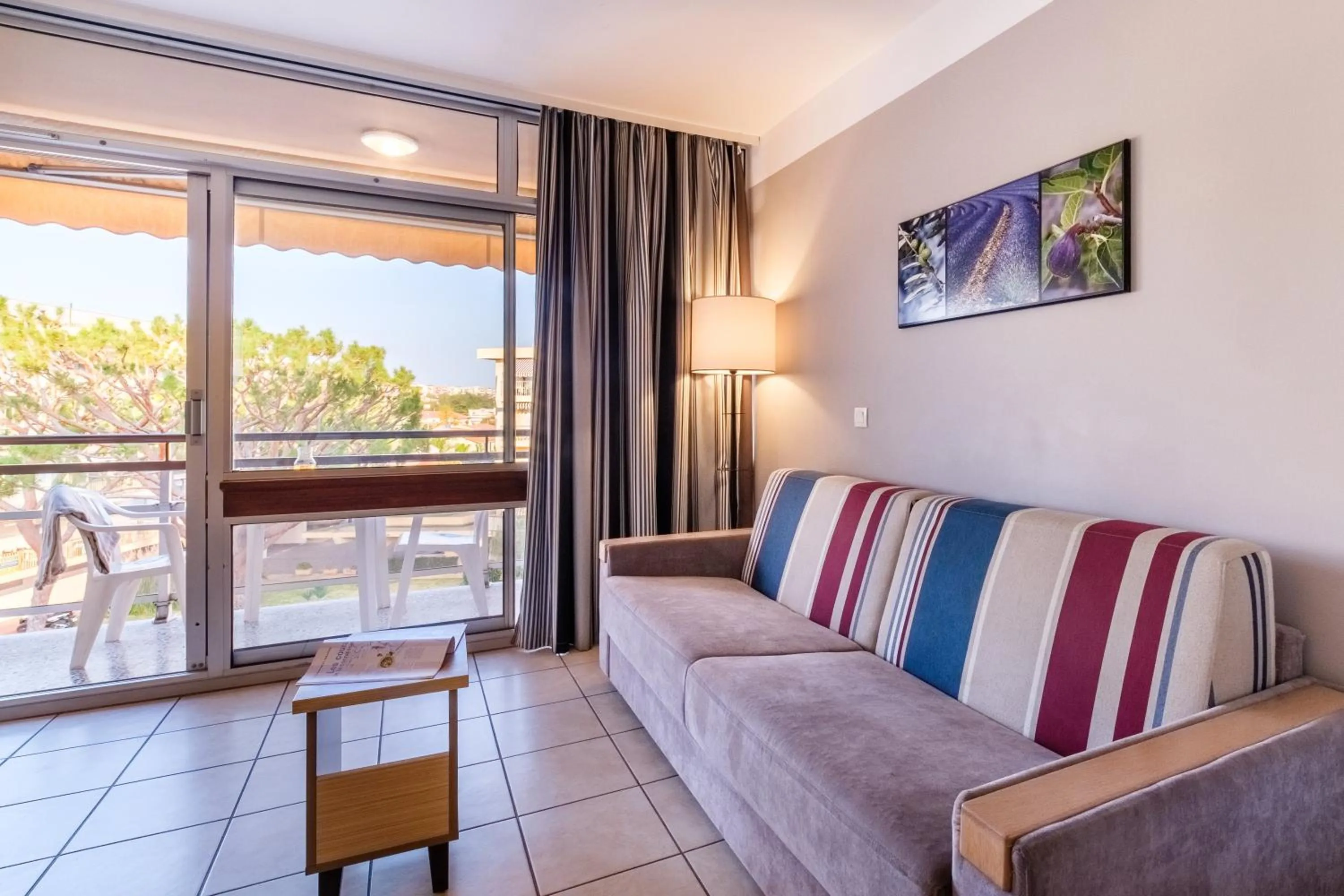 Patio in Résidence Pierre & Vacances Heliotel Marine