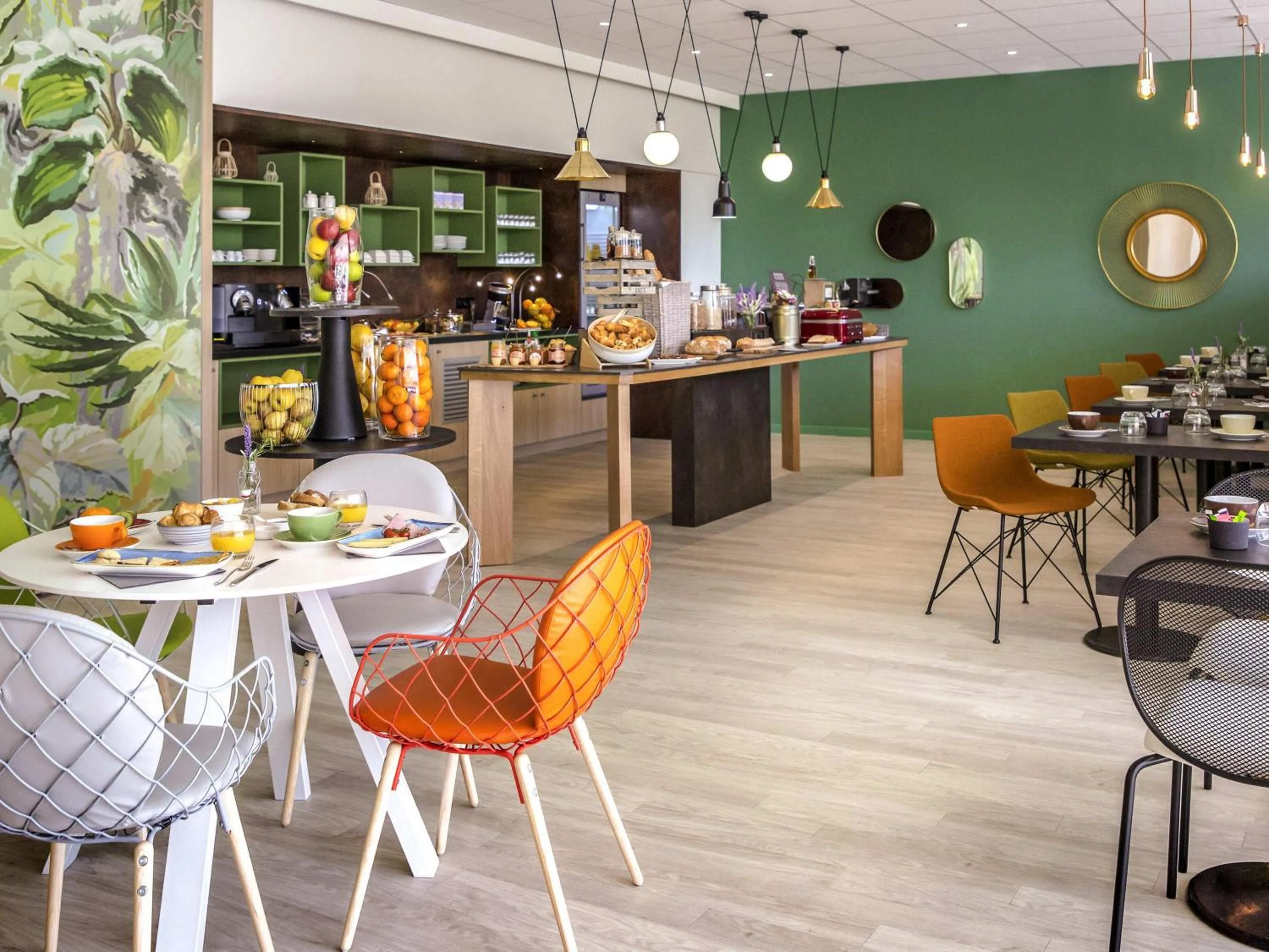 Breakfast in Ibis Cavaillon Portes du Luberon