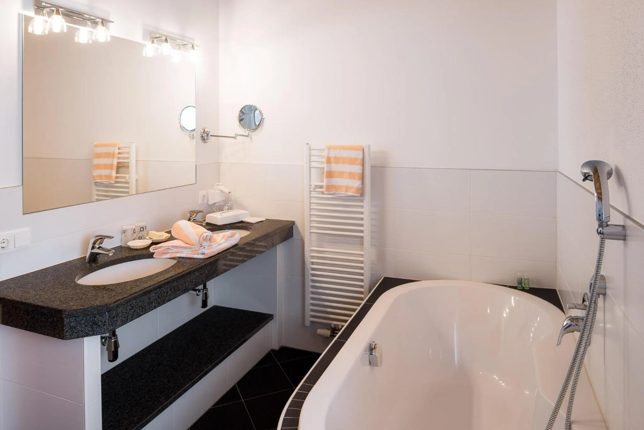 Bathroom in Hotel Forer