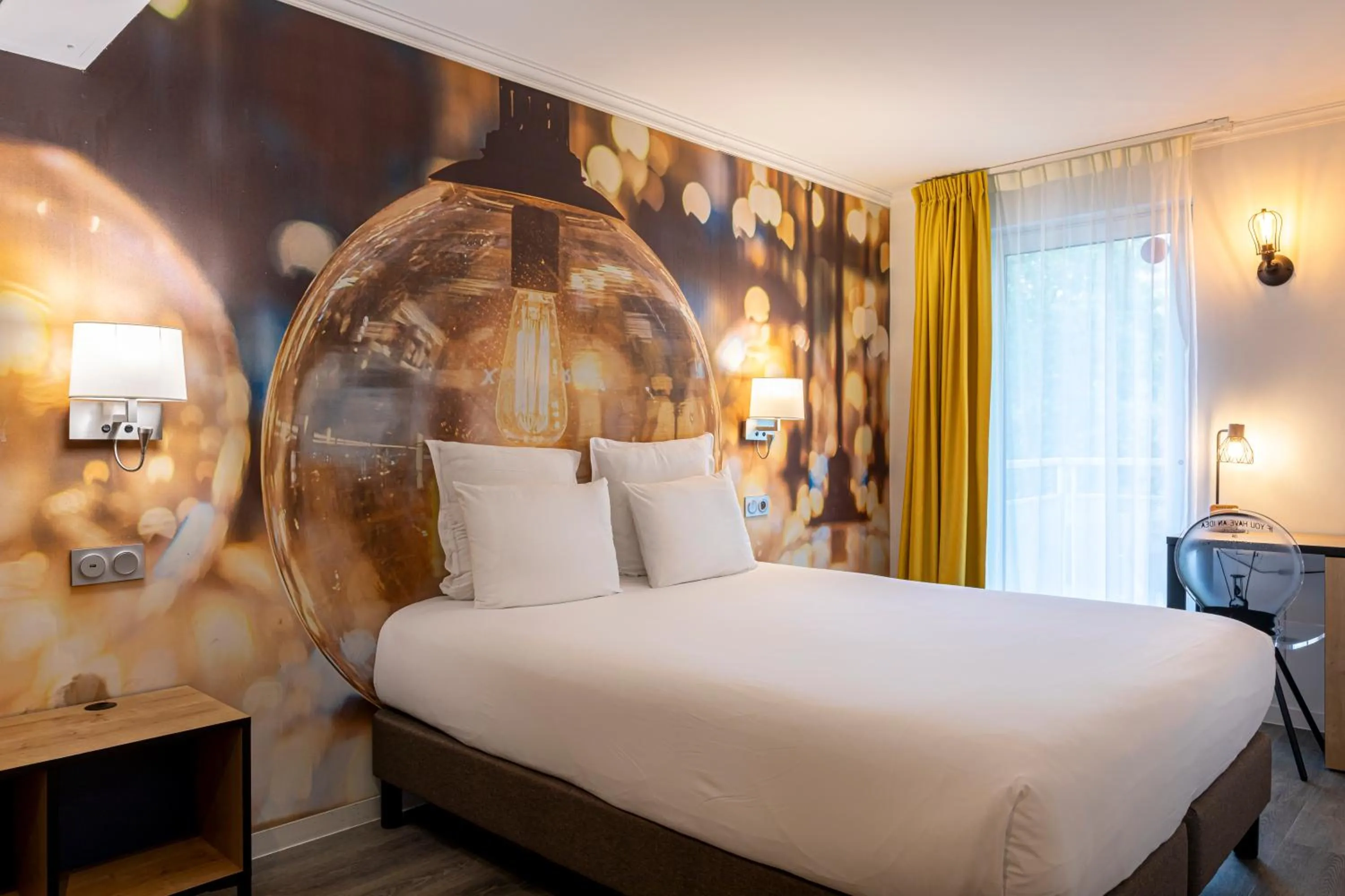 Bedroom, Bed in Mercure Paris Malakoff Parc des Expositions