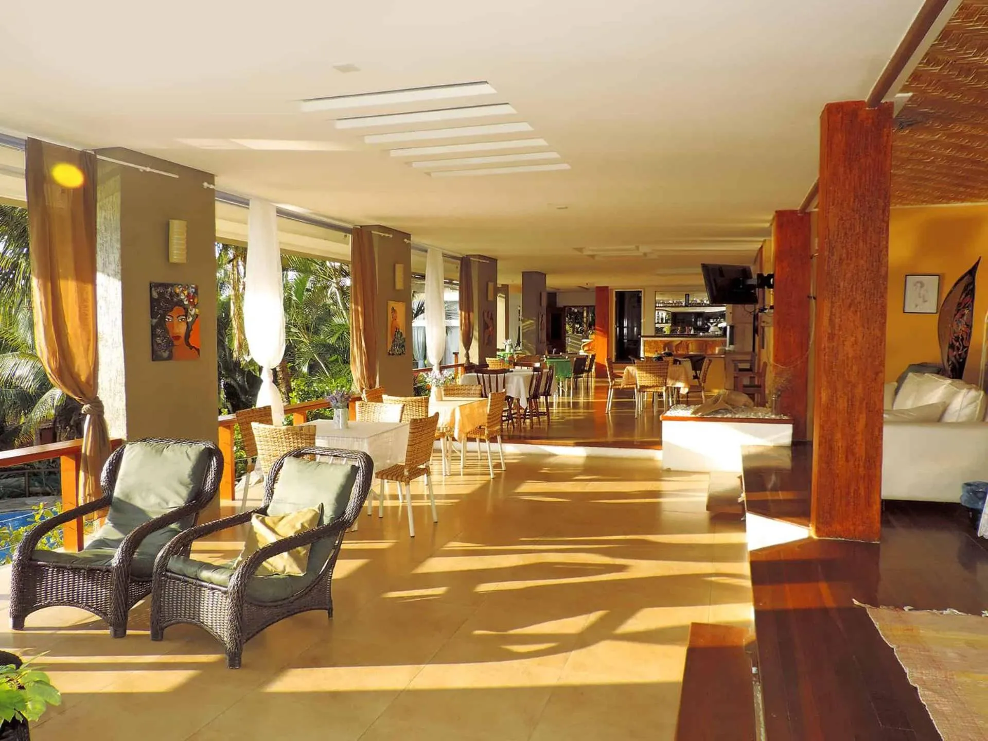 Restaurant/places to eat in Pousada Pelicano