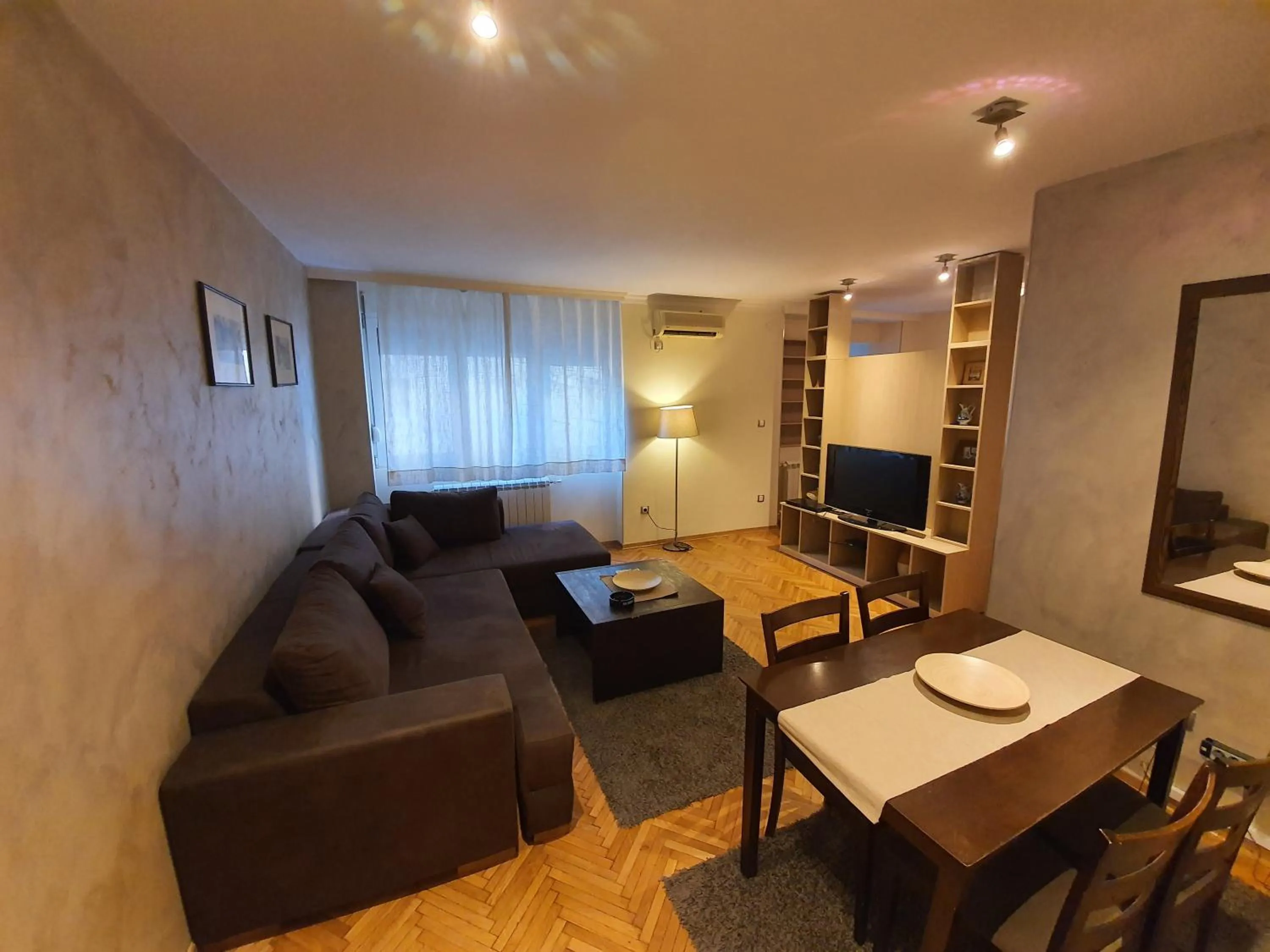 Living room in Central Park Apartments