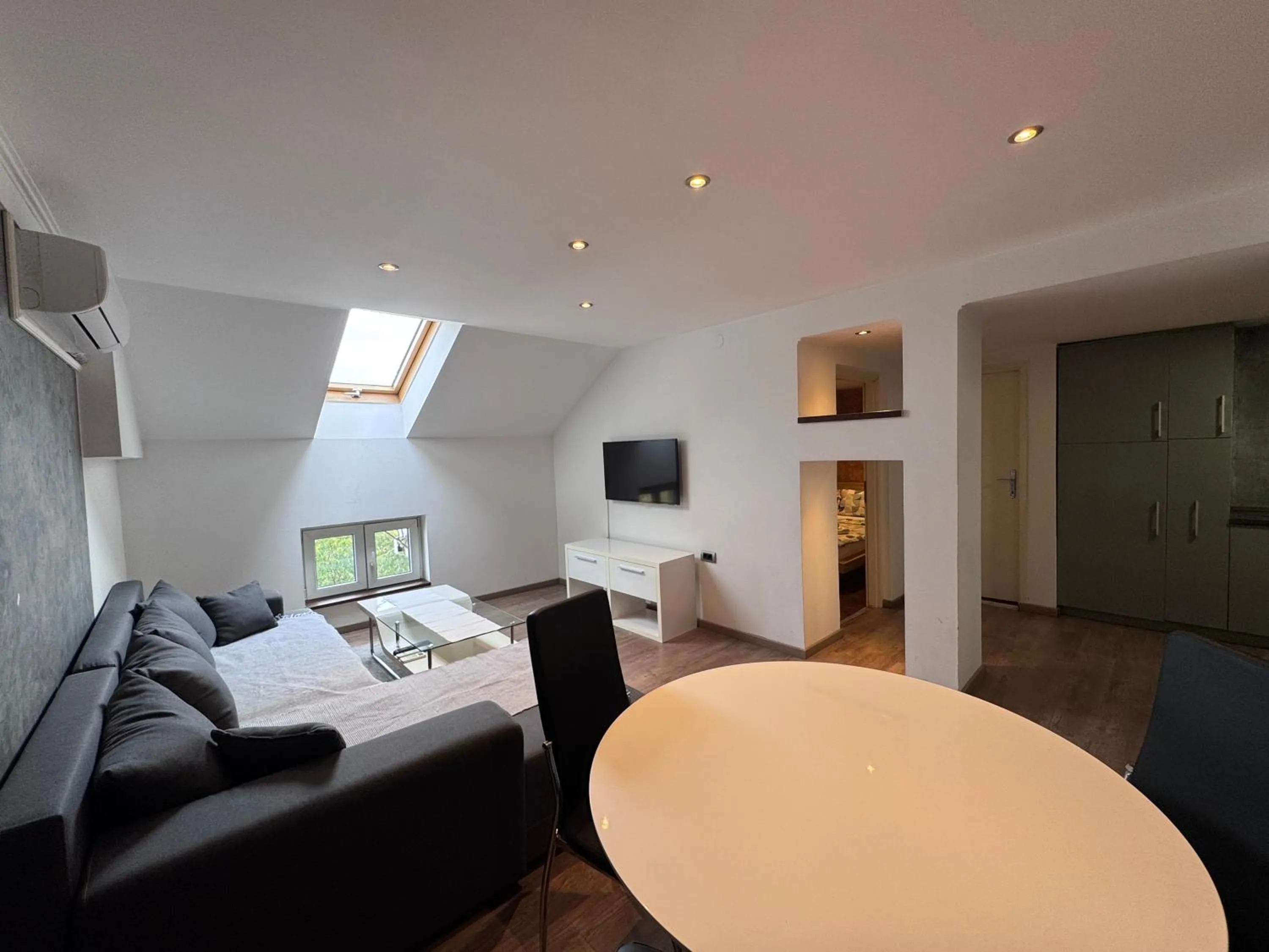 Living room, Bed in Central Park Apartments