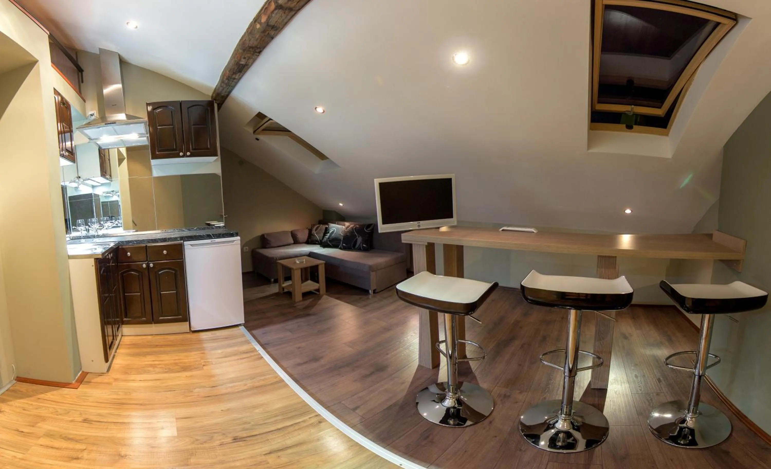 Living room in Central Park Apartments