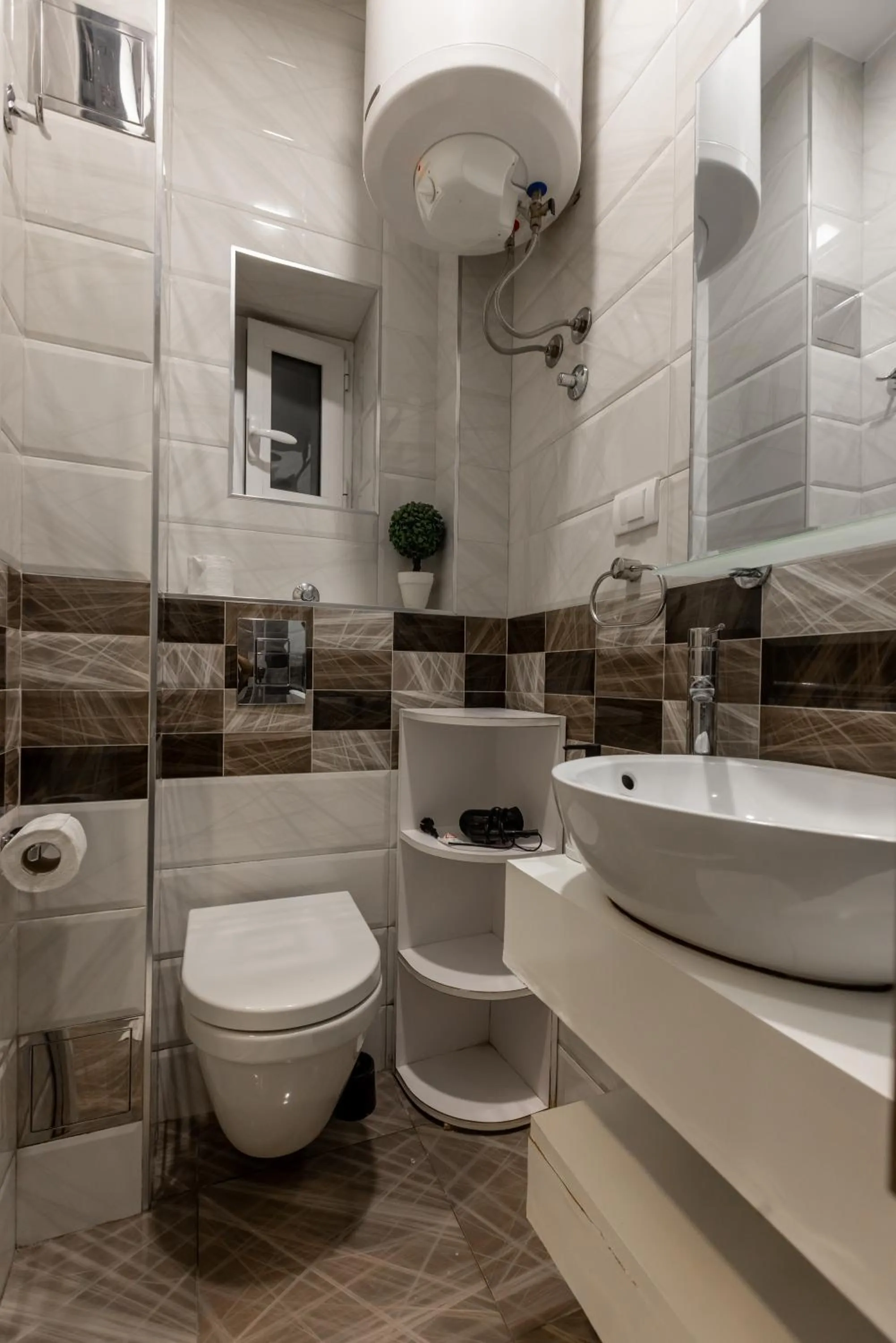 Bathroom in Central Park Apartments
