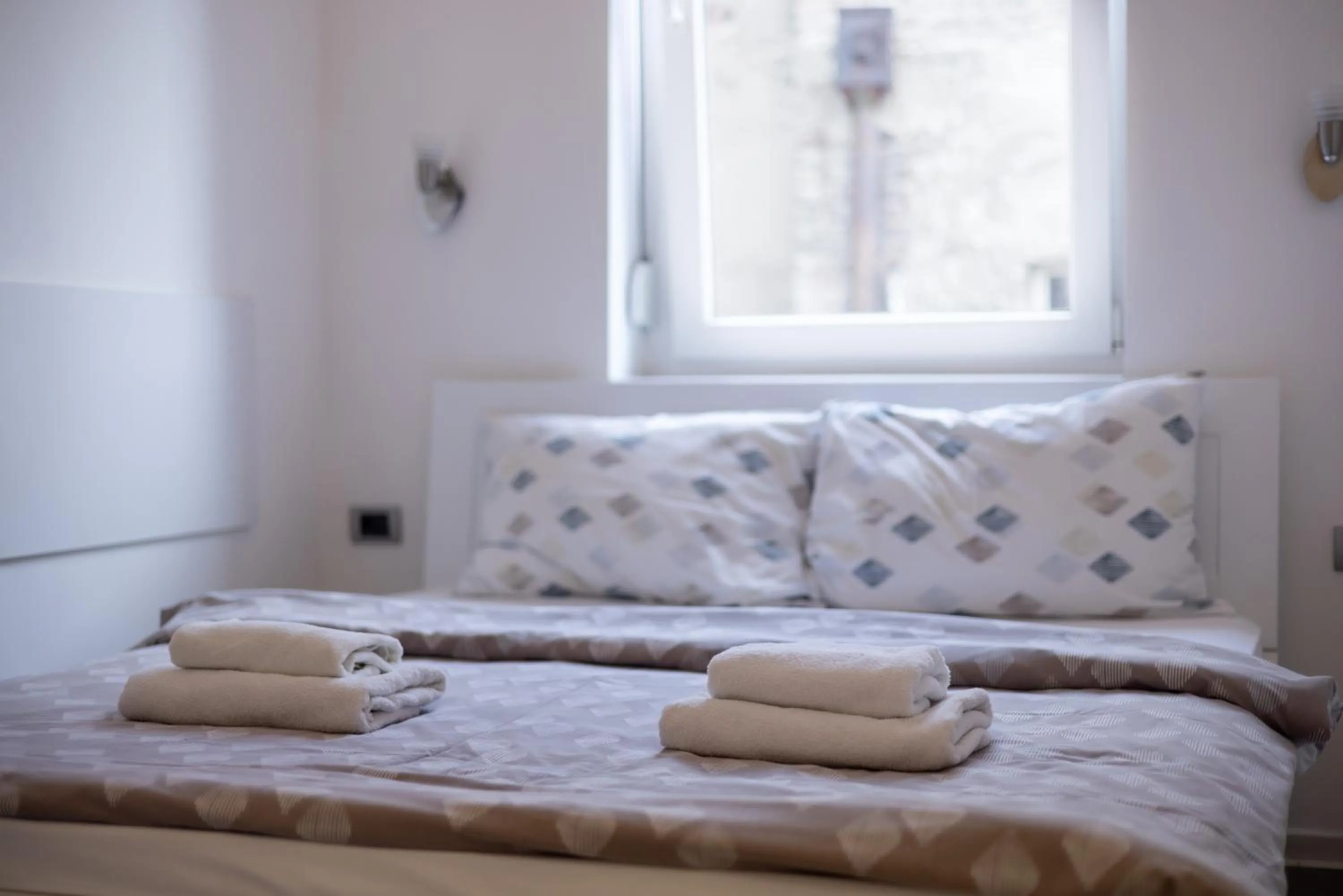 Bed in Central Park Apartments