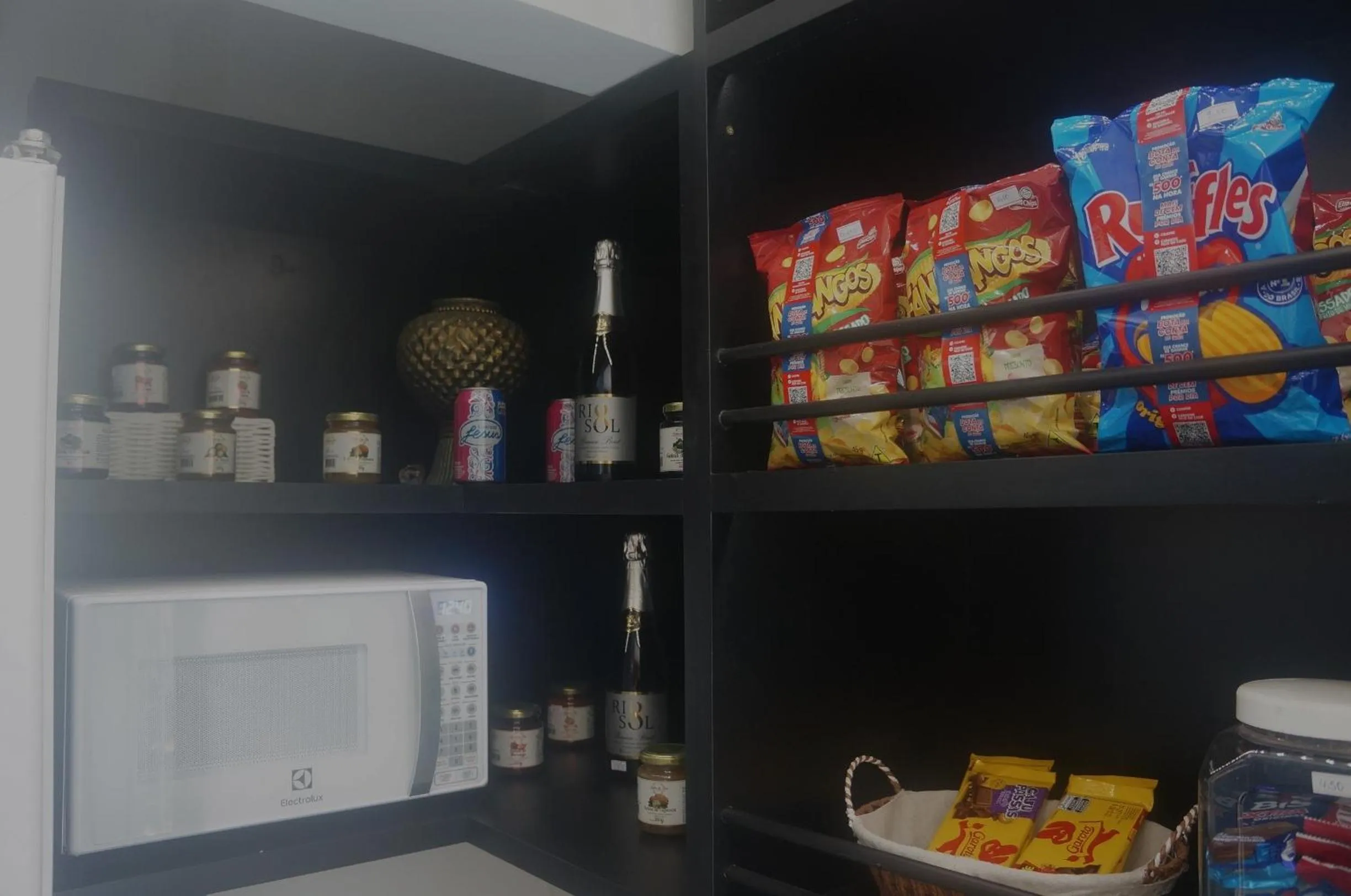 Restaurant/places to eat in Belaris Hotel