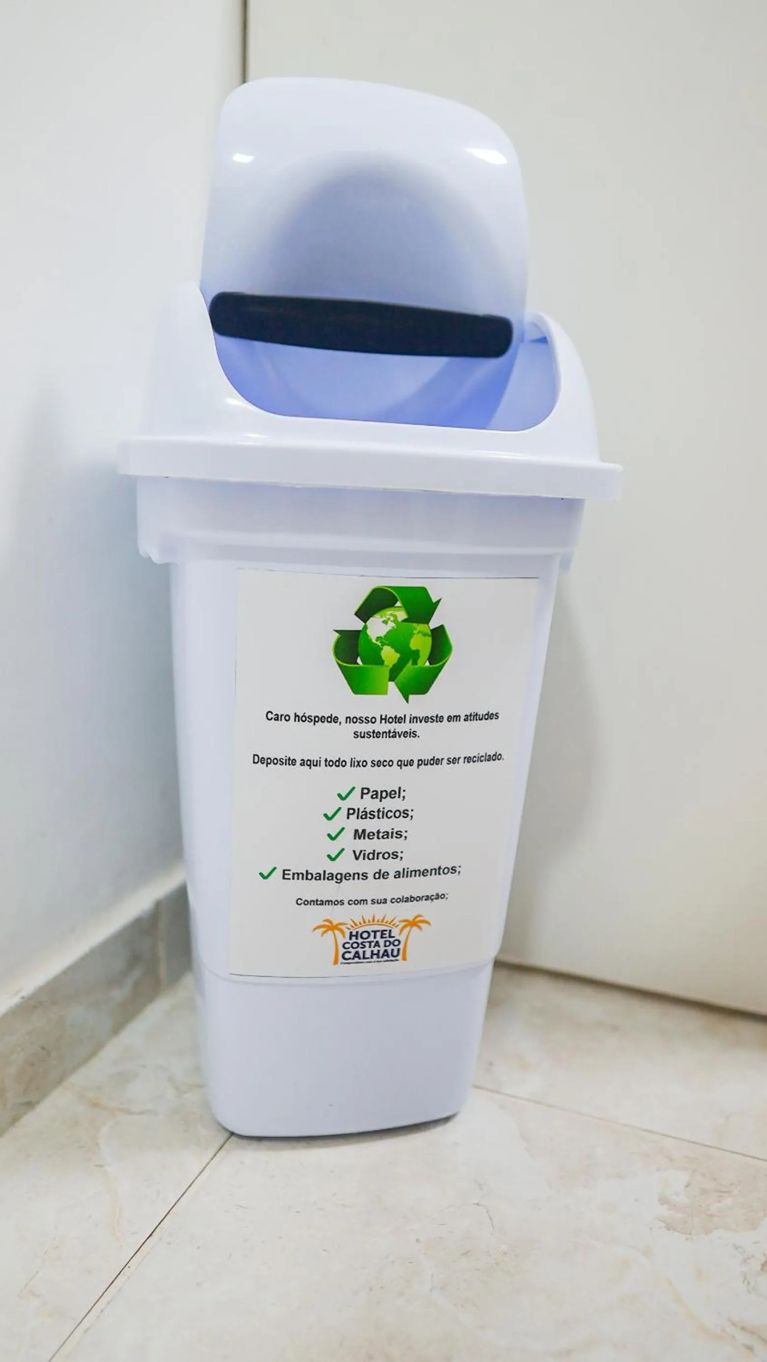 Text overlay in Belaris Hotel