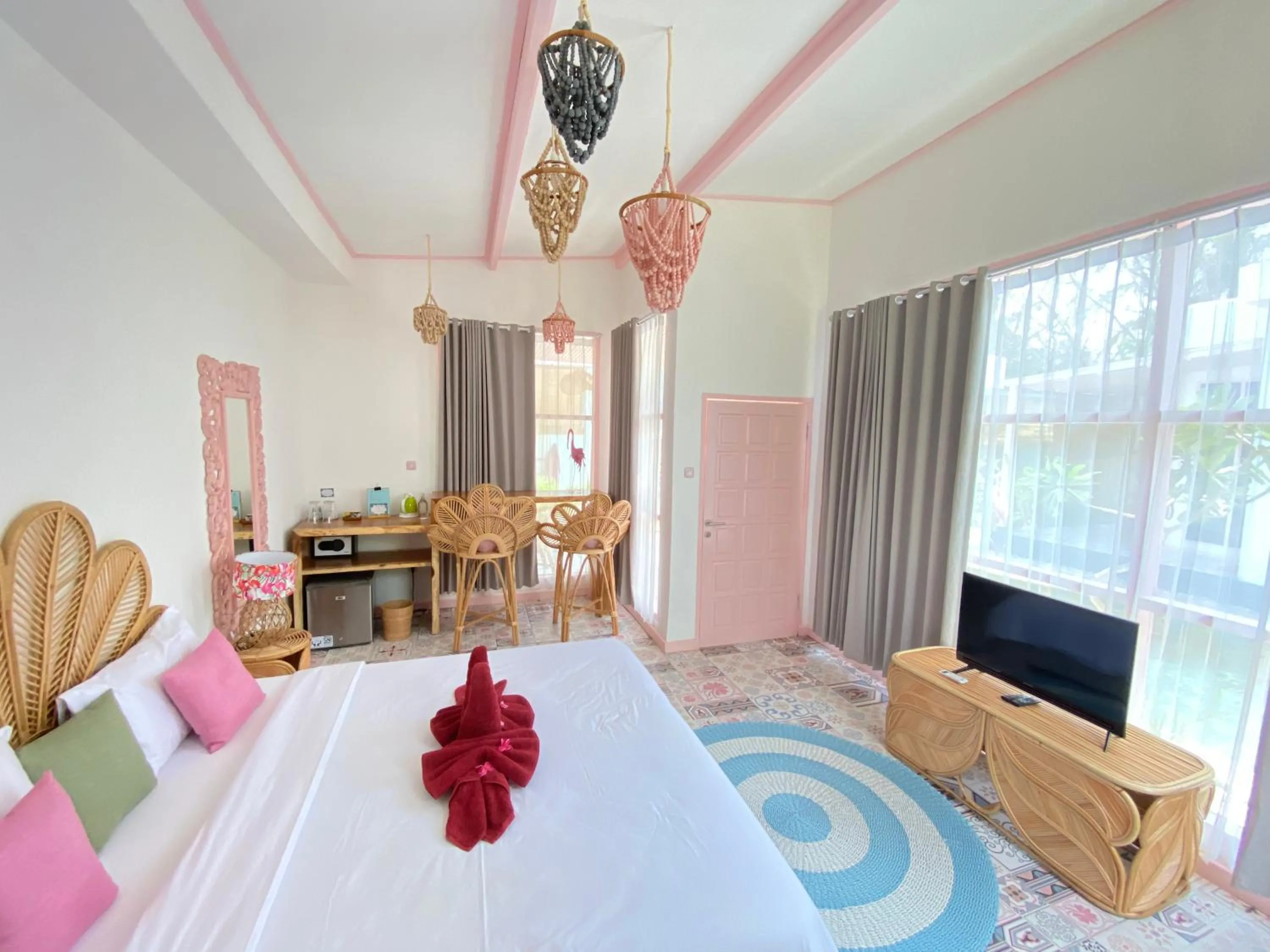 TV and multimedia in Flamingo