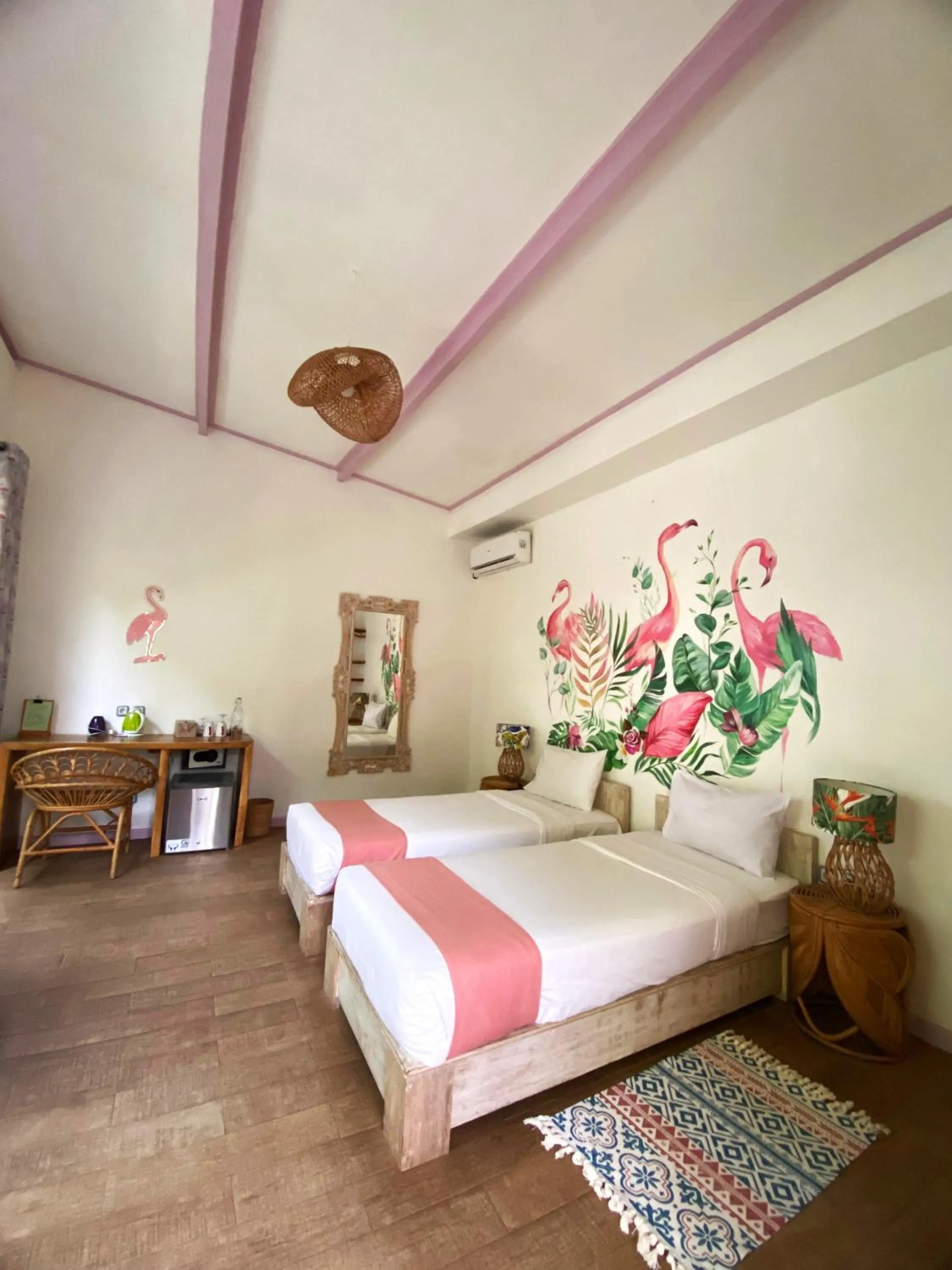 Superior Twin Room - single occupancy in Flamingo