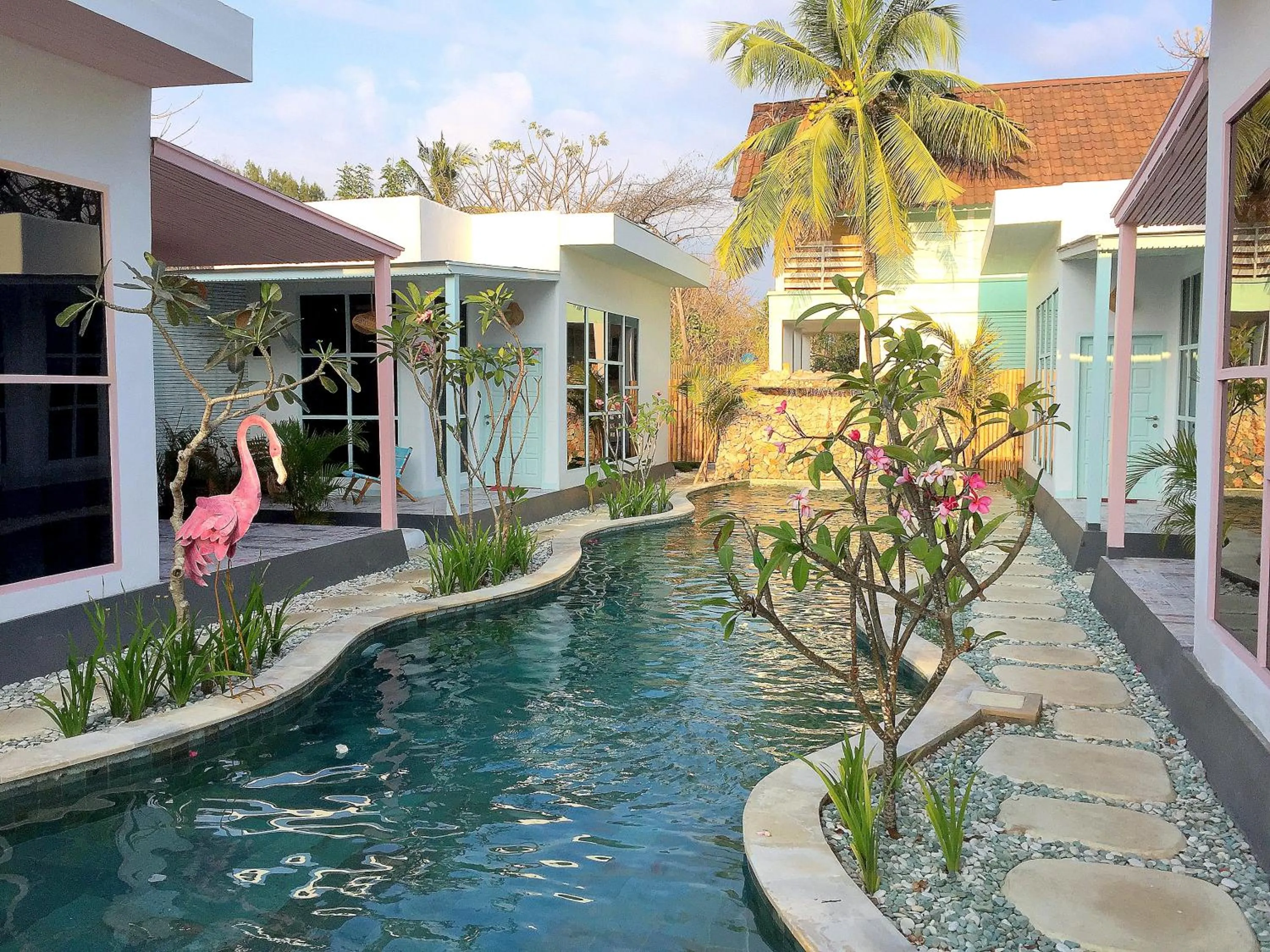 Swimming pool in Flamingo