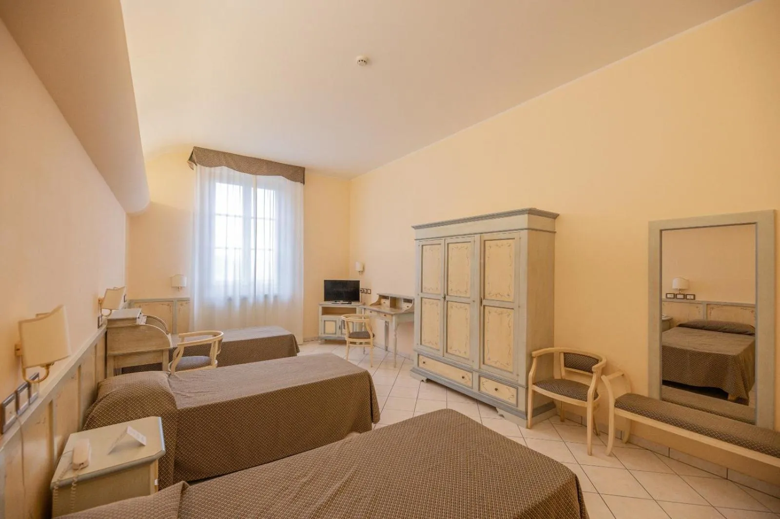 Photo of the whole room in Villa Santa Margherita - Albergo