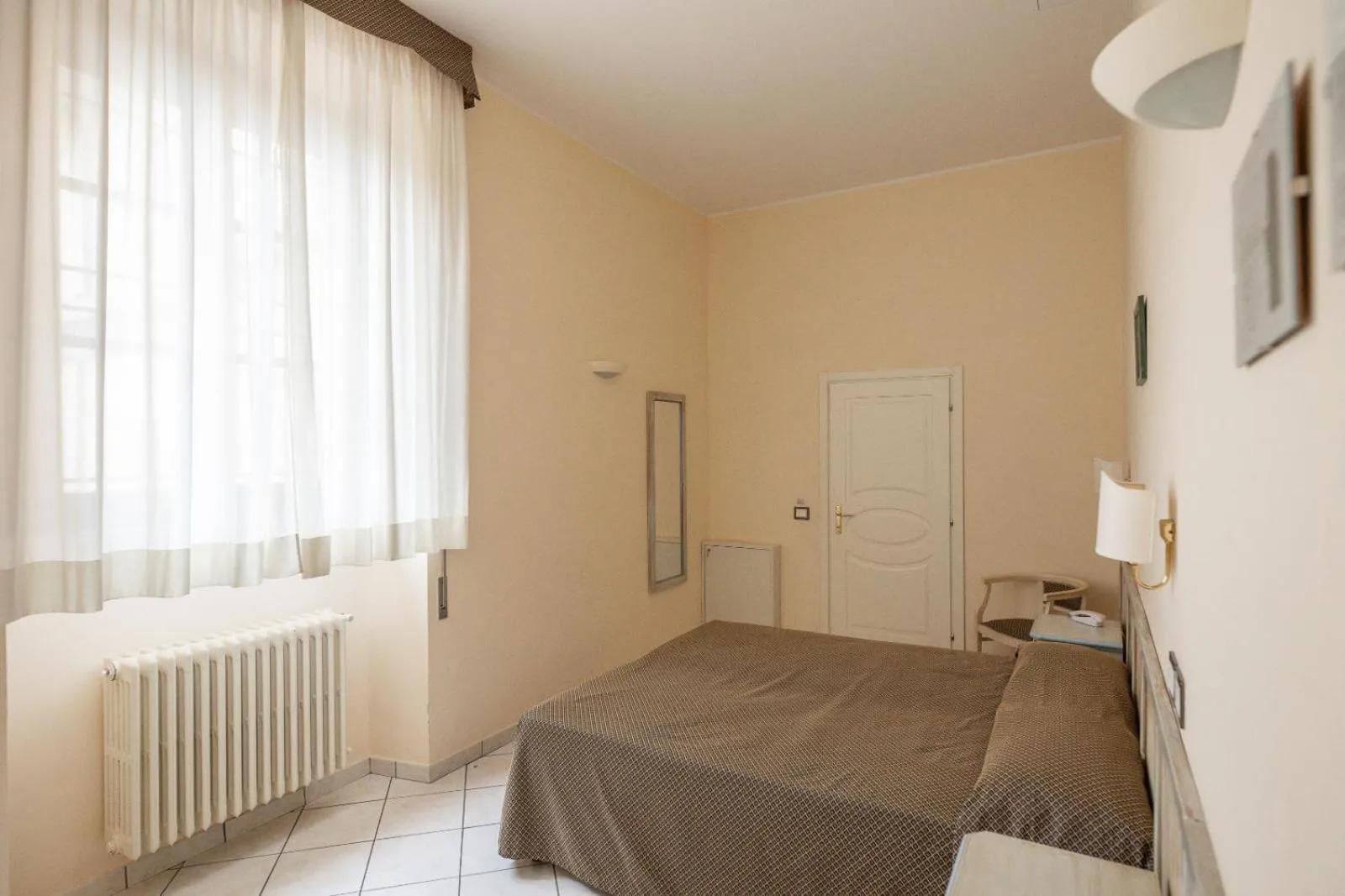 Bed in Villa Santa Margherita - Albergo