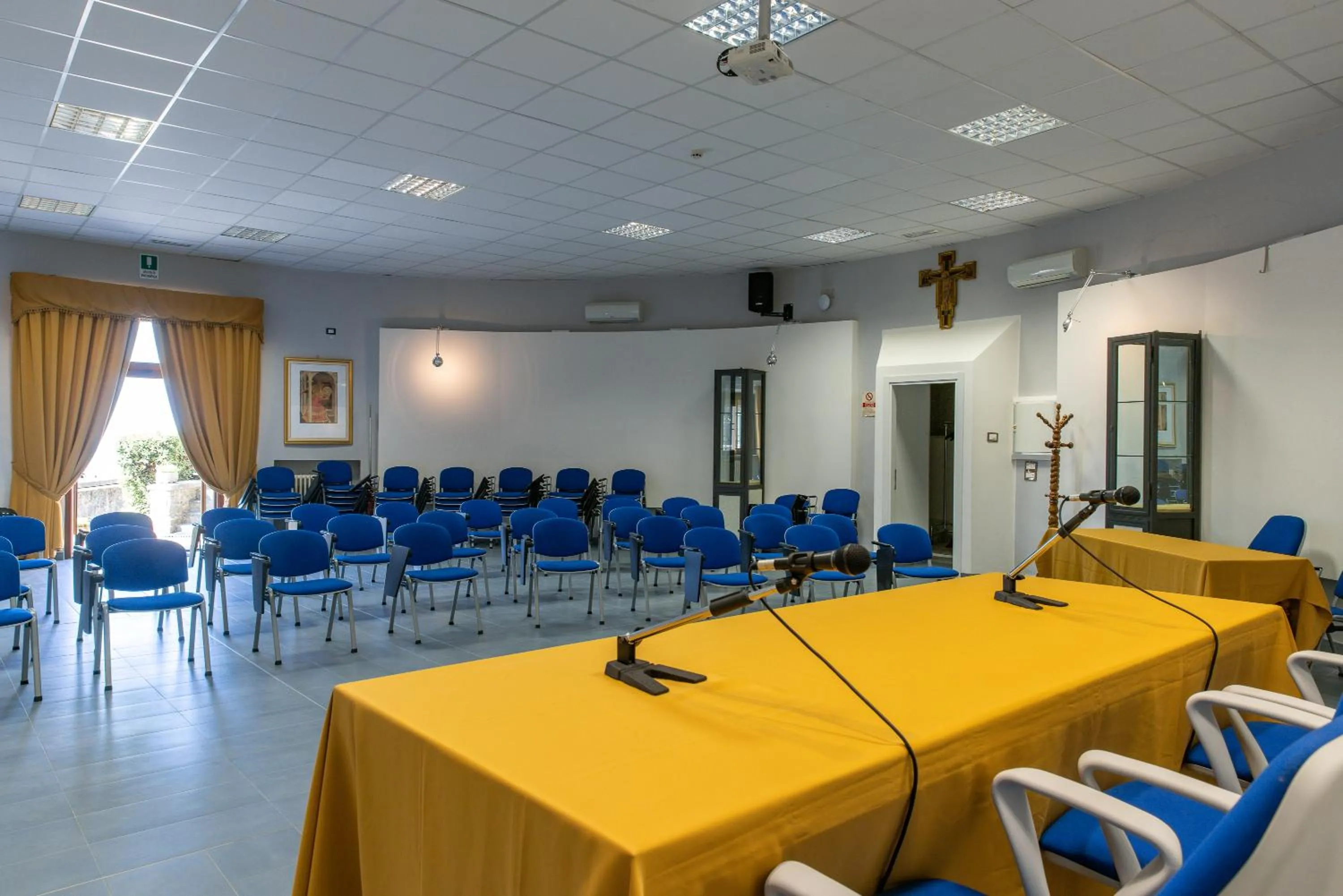 Business facilities in Villa Santa Margherita - Albergo
