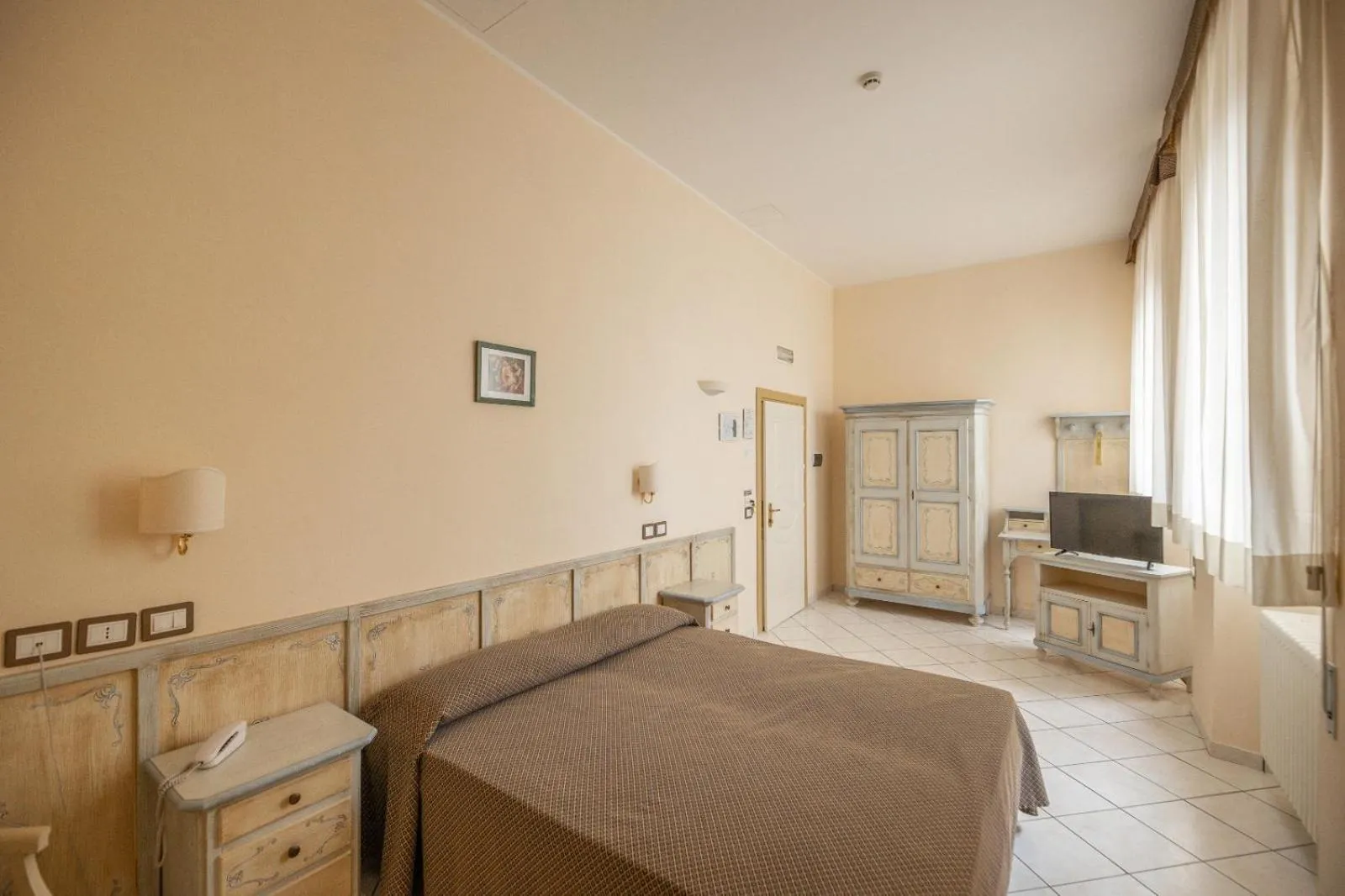 Bed in Villa Santa Margherita - Albergo