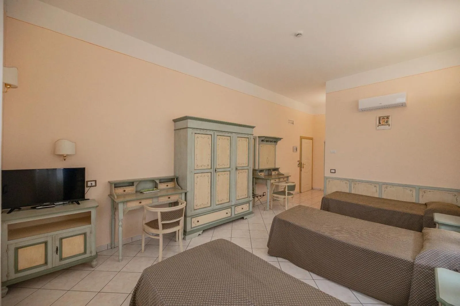 Triple Room - Disability Access in Villa Santa Margherita - B&B