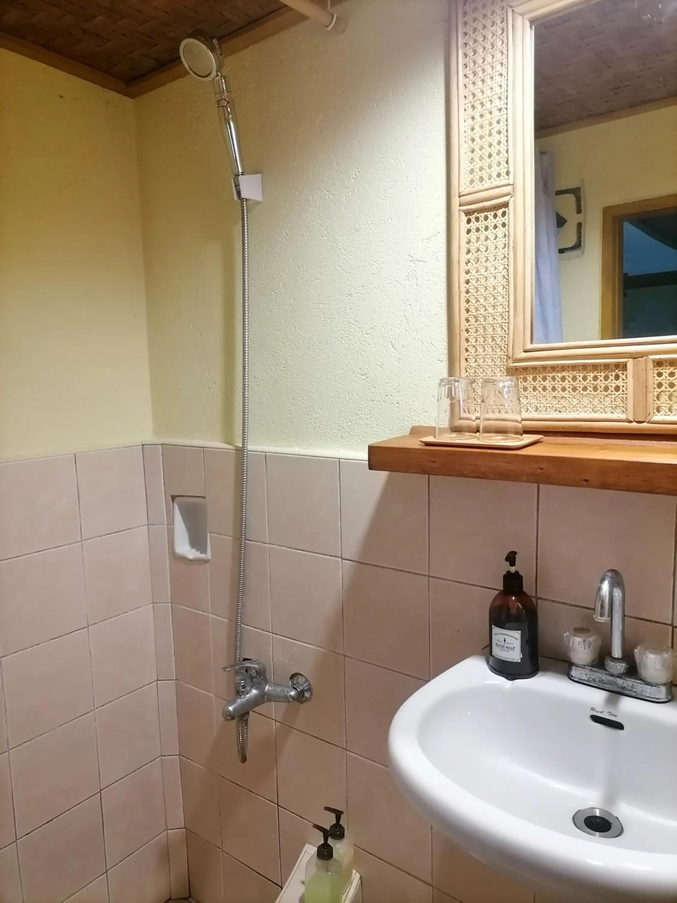 VILLA MARMARINE BEACH RESORT & RESTAURANT