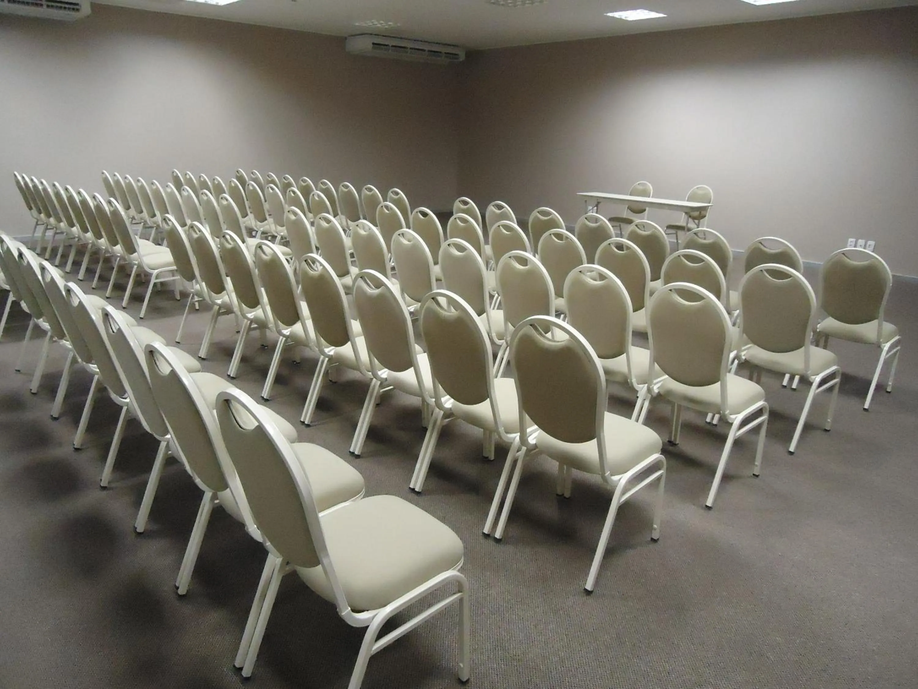 Business facilities in Nobile Suites Del Rio - Petrolina