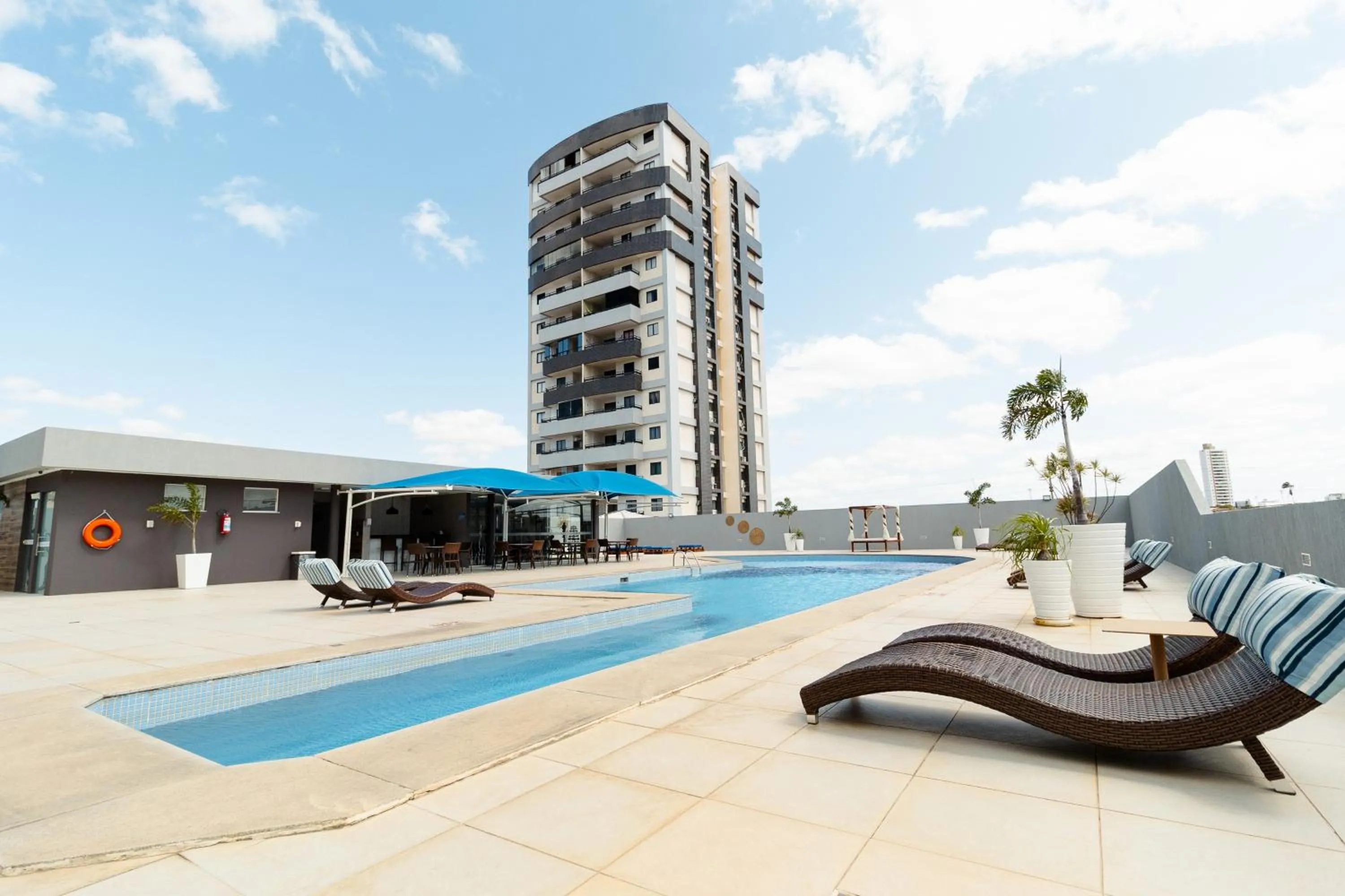 Swimming pool in Nobile Suites Del Rio - Petrolina