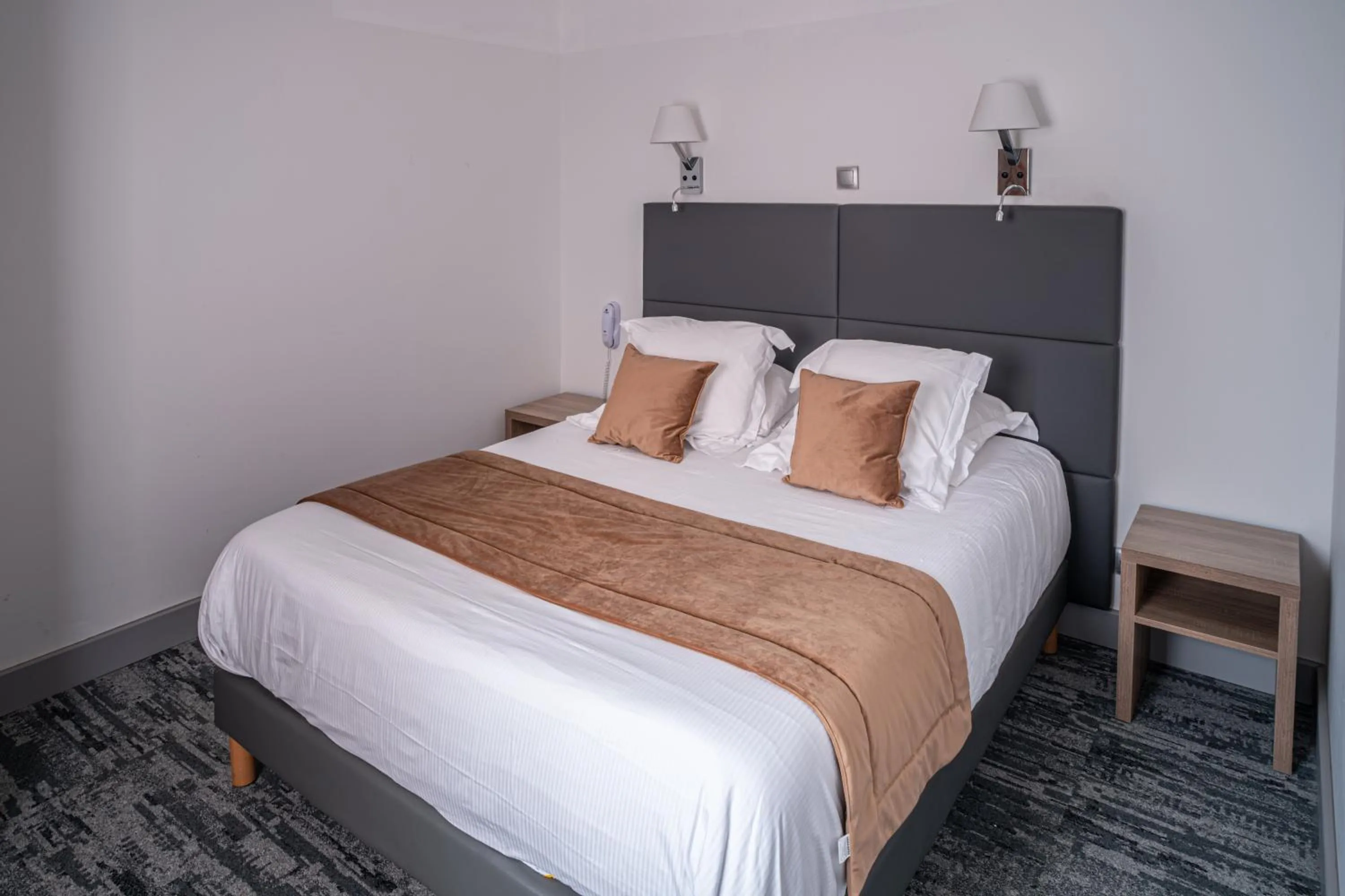 Bedroom, Bed in Hotel Vauban Briançon Serre Chevalier