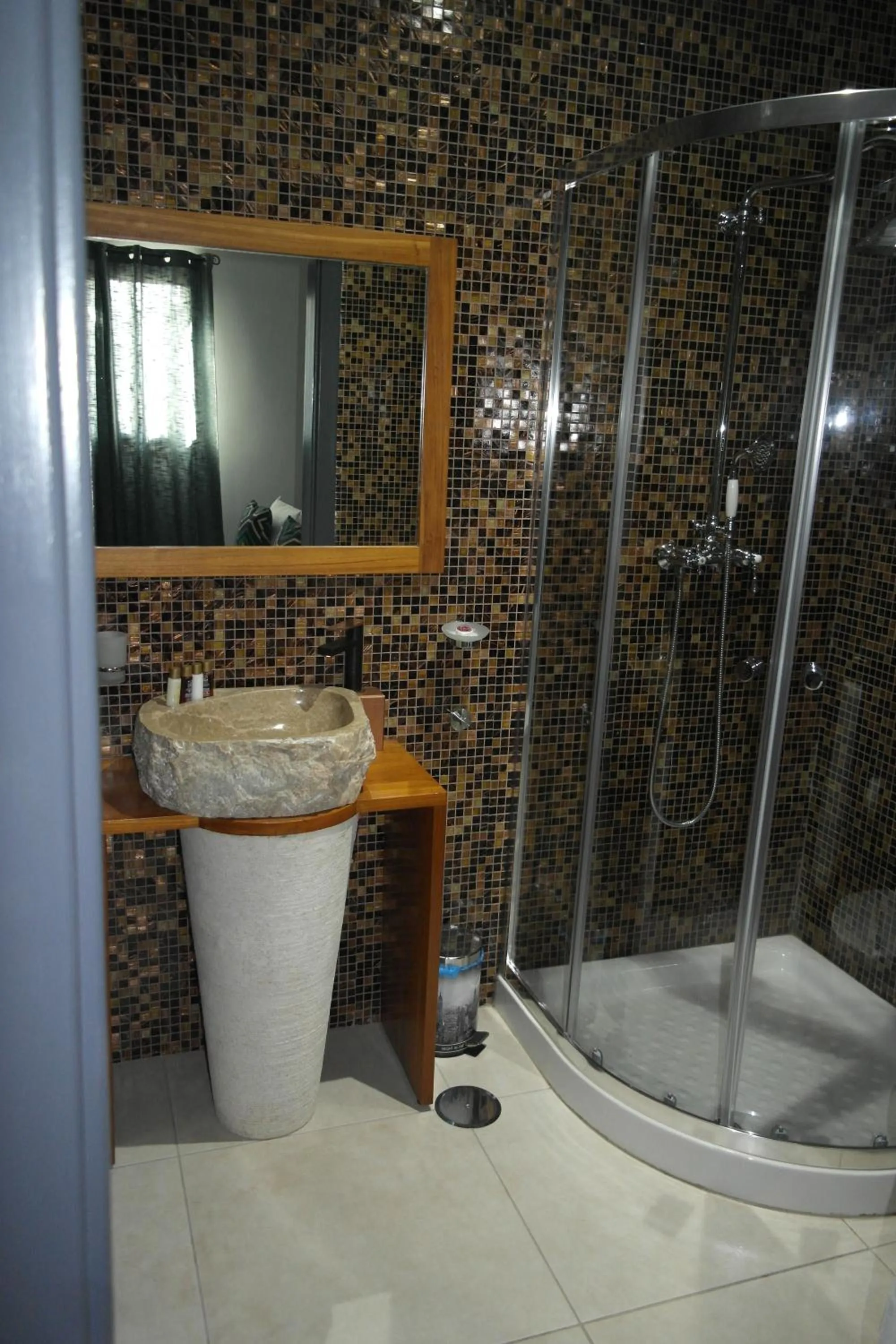 Bathroom in Aparthotel Palace