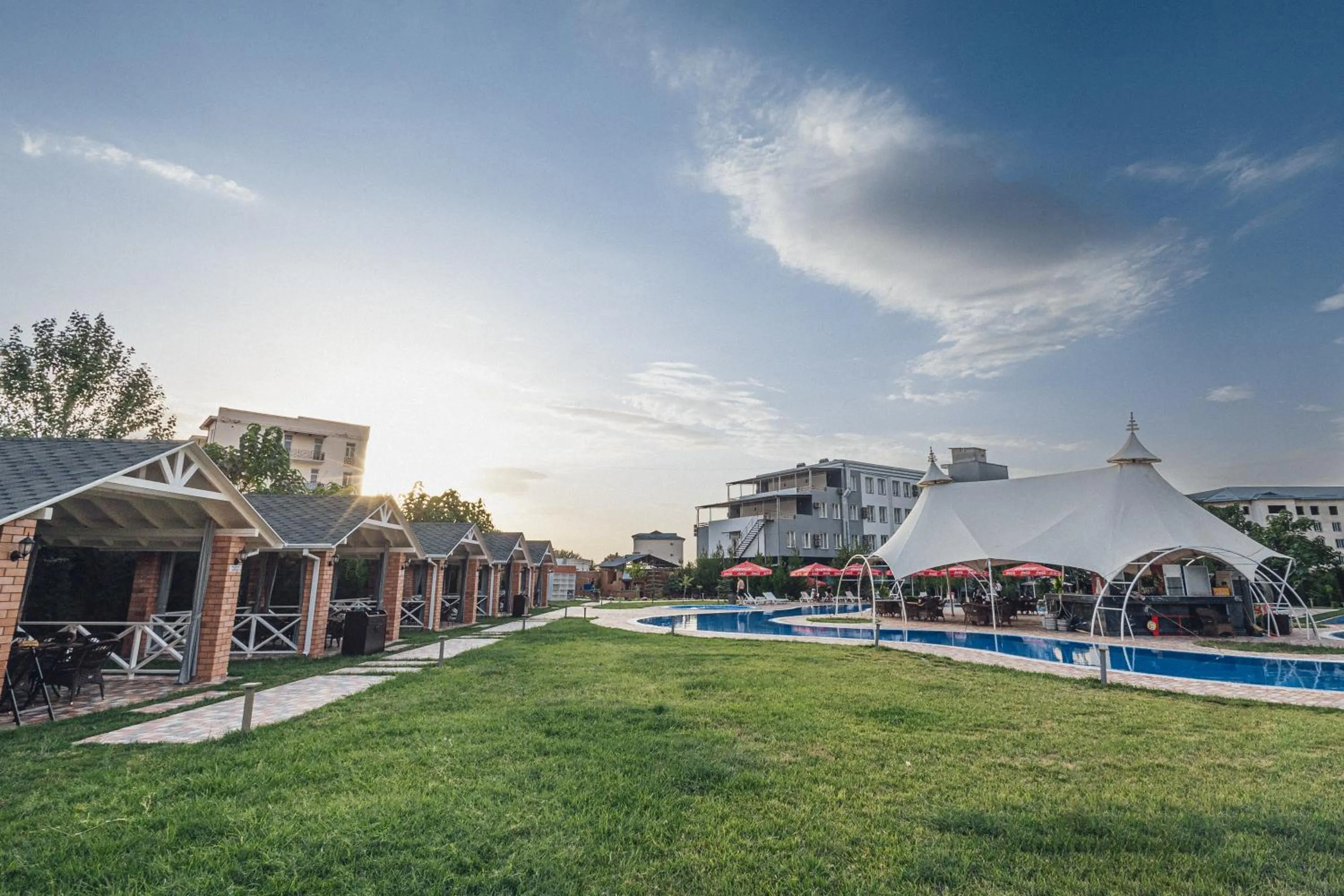 Swimming pool in Grand Fergana Hotel