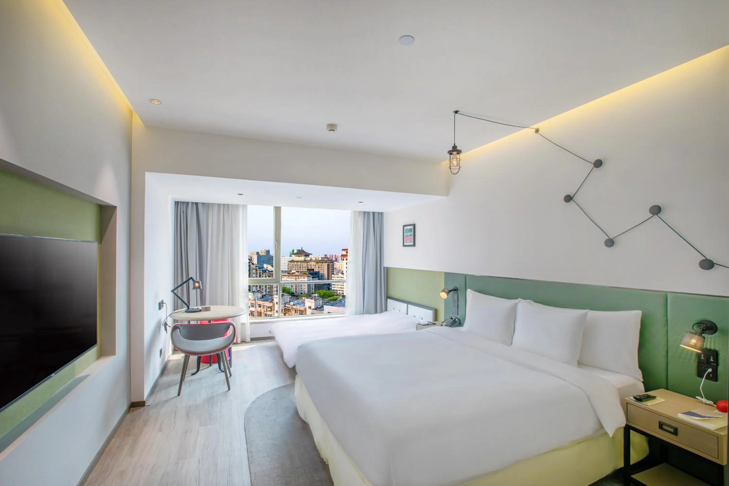 Bed in Jinmao Hotel Xi'an Downtown