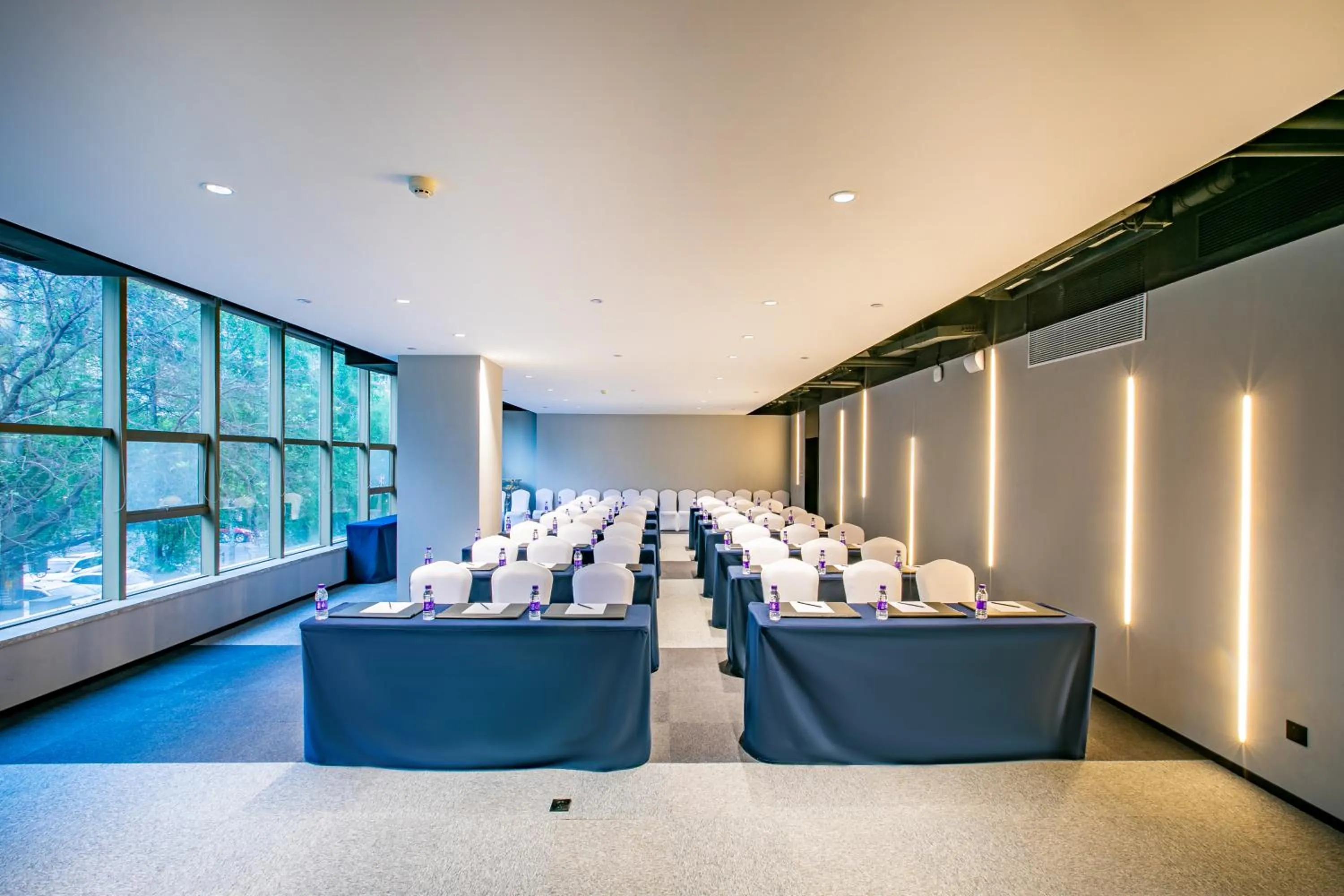 Meeting/conference room in Jinmao Hotel Xi'an Downtown