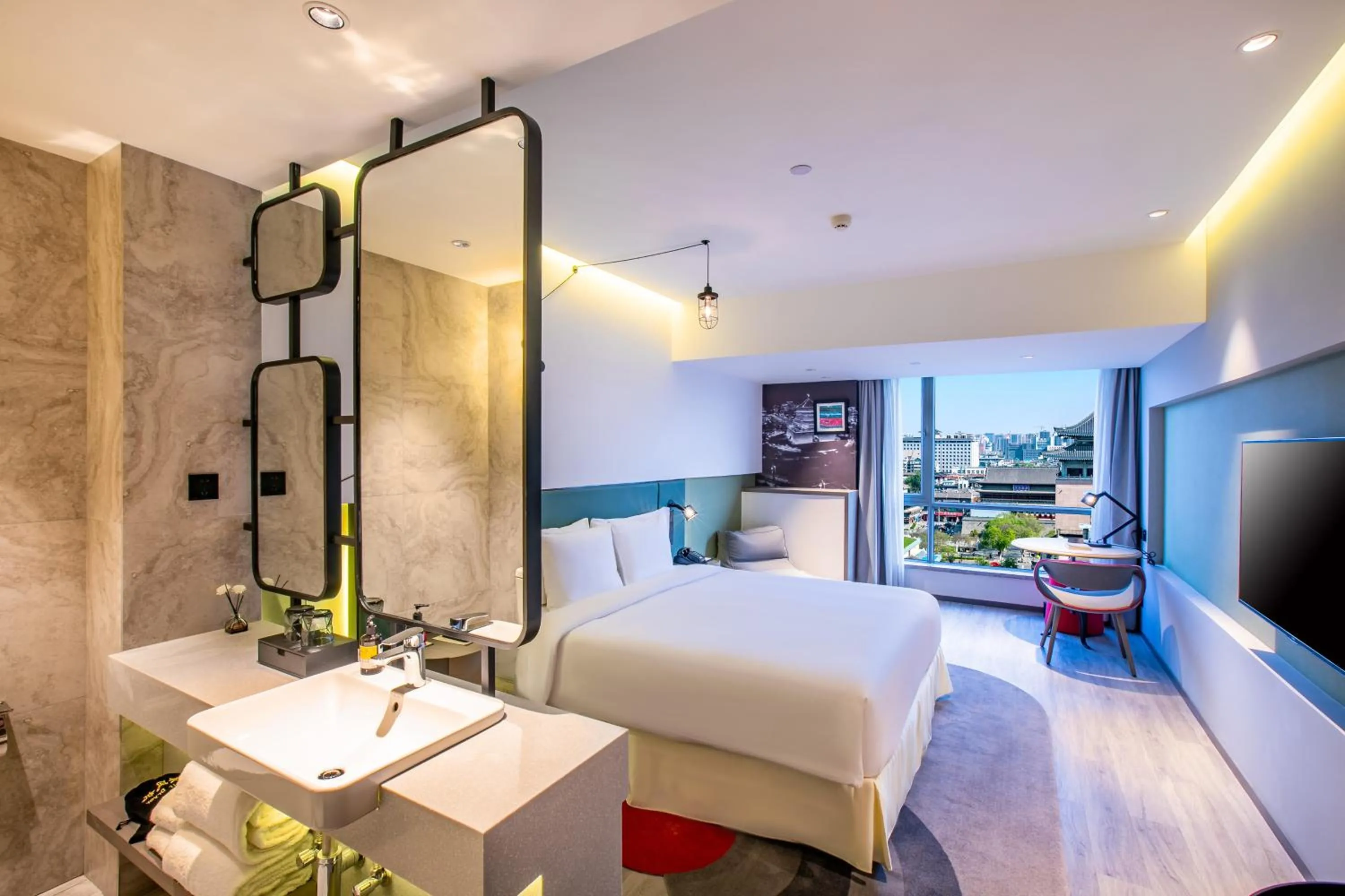 Bed in Jinmao Hotel Xi'an Downtown