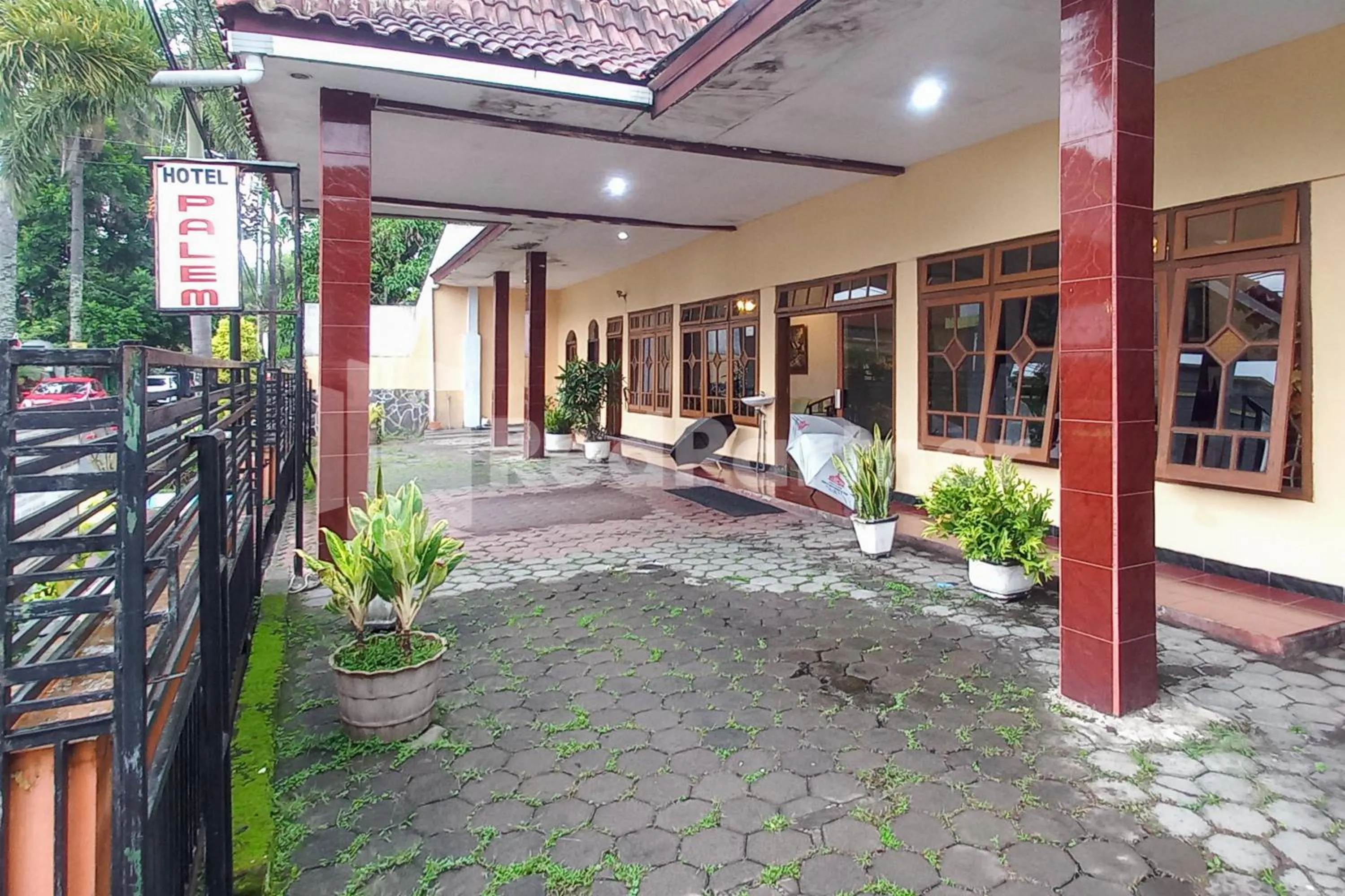 Property building in Hotel Palem 1 Syariah RedPartner