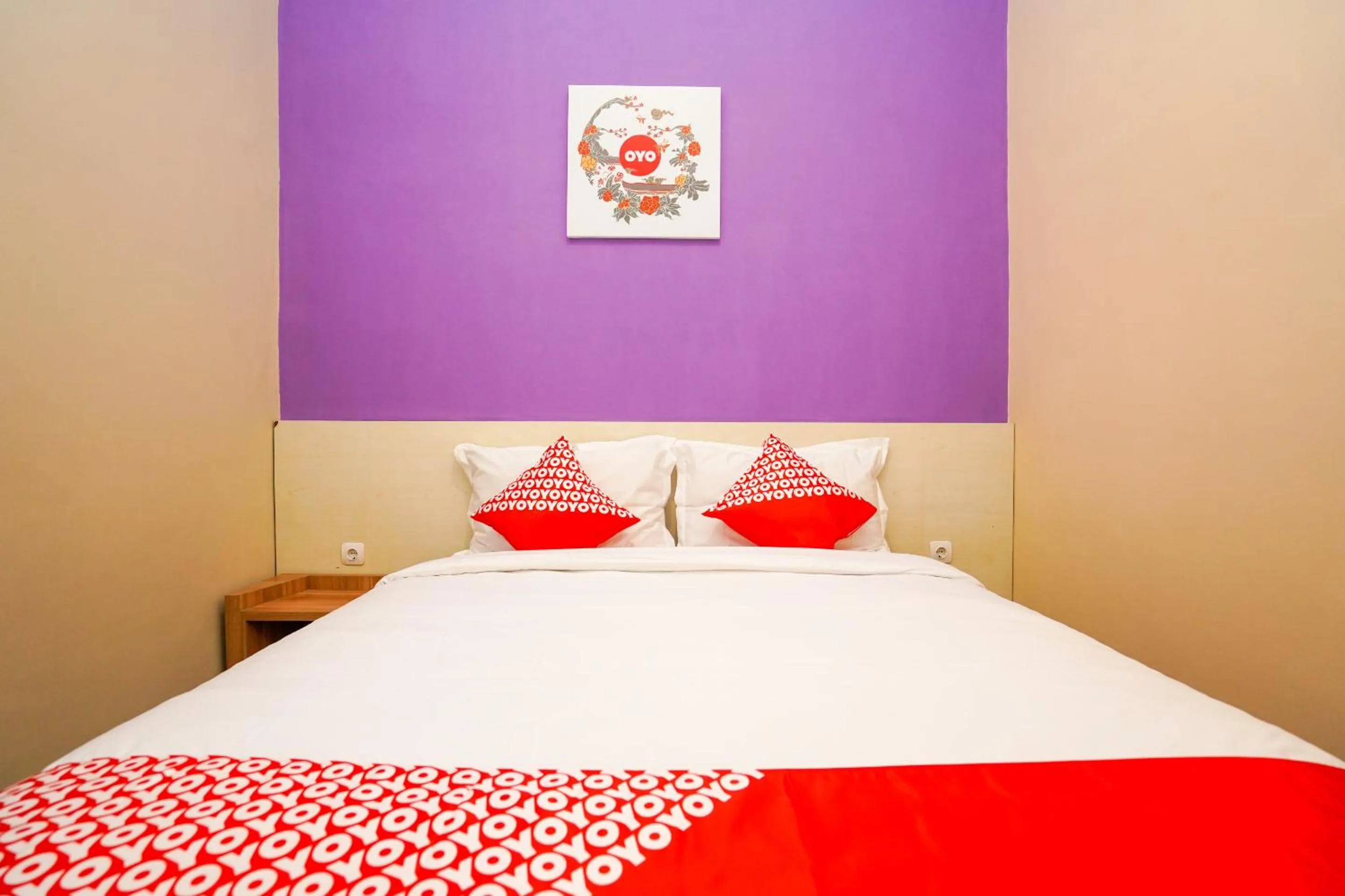 Bedroom, Bed in Hotel O Surabaya near Surabaya Town Square formerly Kupang Gunung Residence