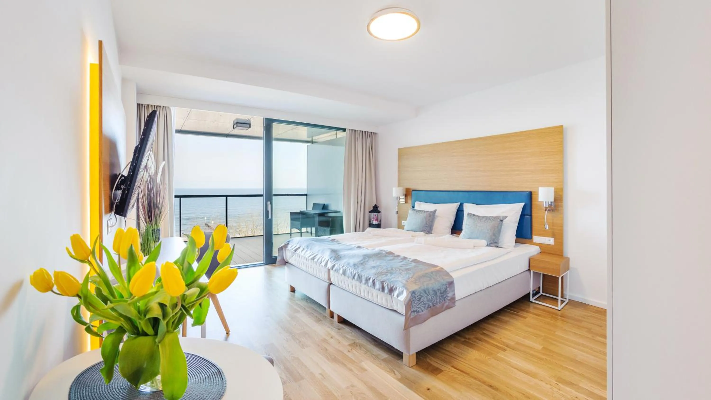 Bed in Seaside Kołobrzeg, Sun & Snow