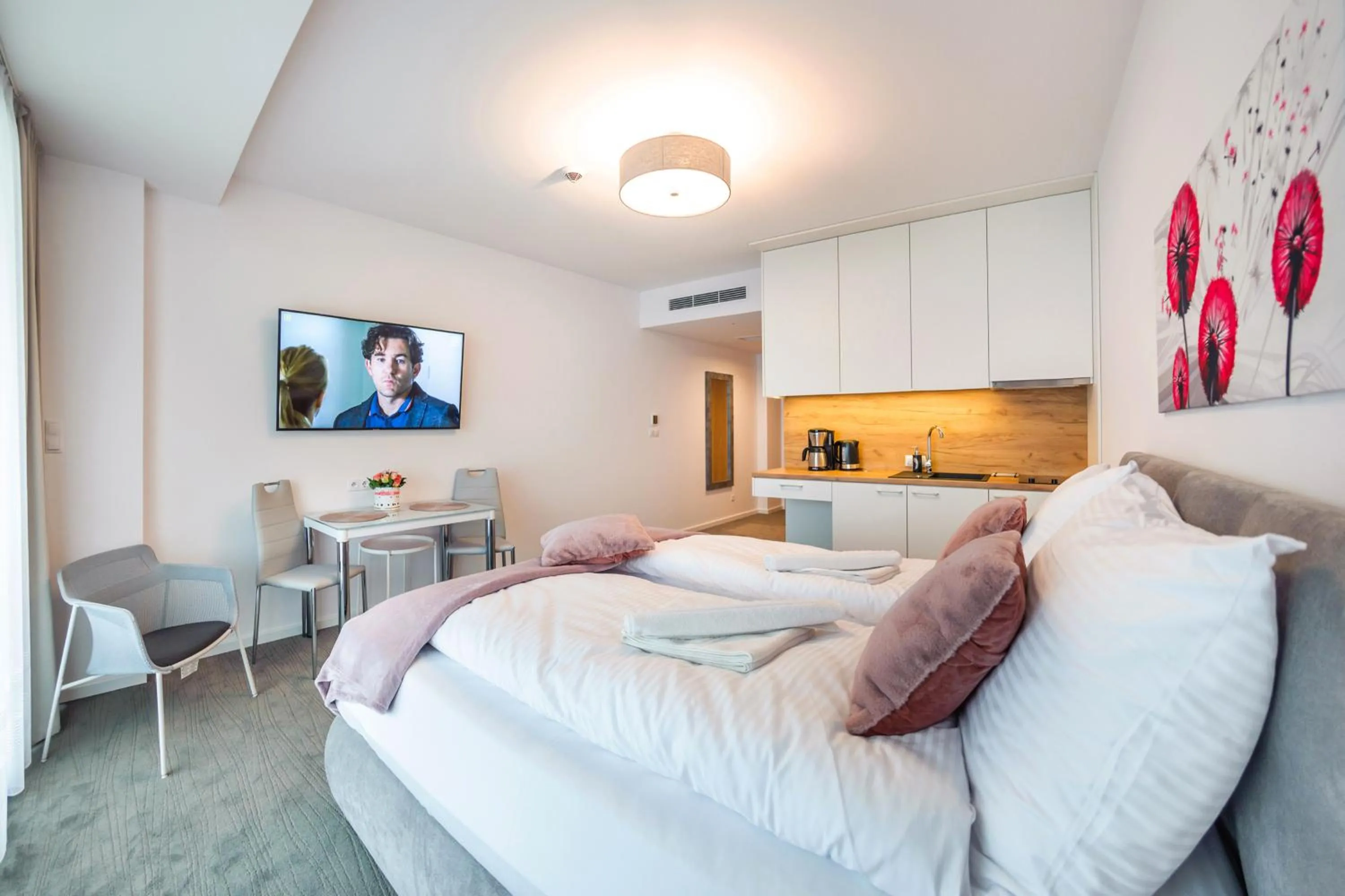 Seating area, Bed in Seaside Kołobrzeg, Sun & Snow